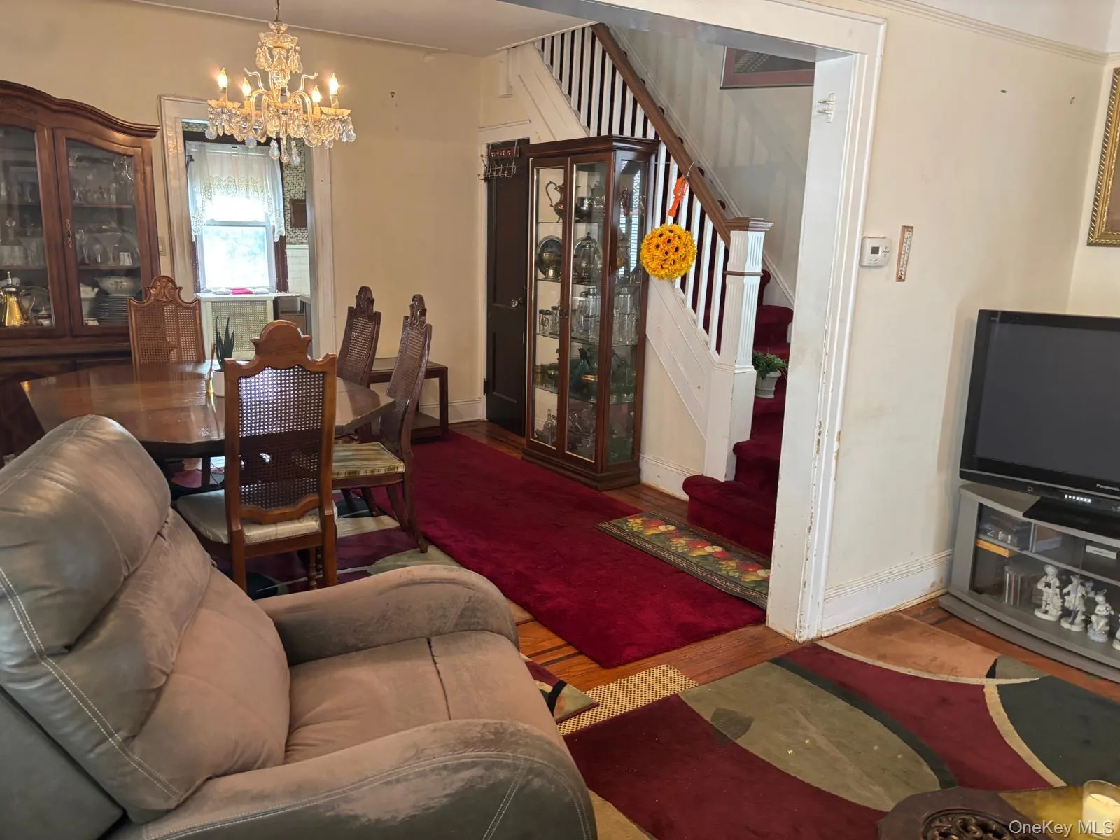 225-24 105th Avenue, New York, NY, 3 Bedrooms Bedrooms, 7 Rooms Rooms,2 BathroomsBathrooms,Residential,For Rent,105th,0,1027560 225-24 105th Avenue, New York, NY, 3 Bedrooms Bedrooms, 7 Rooms Rooms,2 BathroomsBathrooms,Residential,For Rent,105th,0,1027560