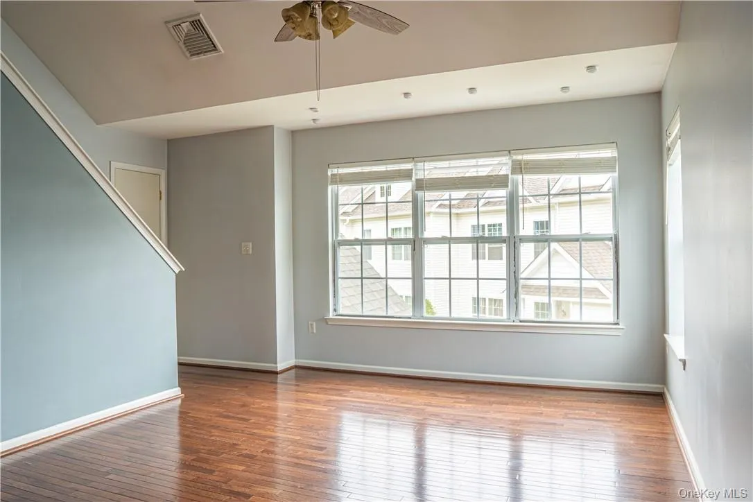 119 Ruth Court, Middletown, NY, 2 Bedrooms Bedrooms, 6 Rooms Rooms,2 BathroomsBathrooms,Residential Lease,For Rent,Ruth,0,1027578 119 Ruth Court, Middletown, NY, 2 Bedrooms Bedrooms, 6 Rooms Rooms,2 BathroomsBathrooms,Residential Lease,For Rent,Ruth,0,1027578