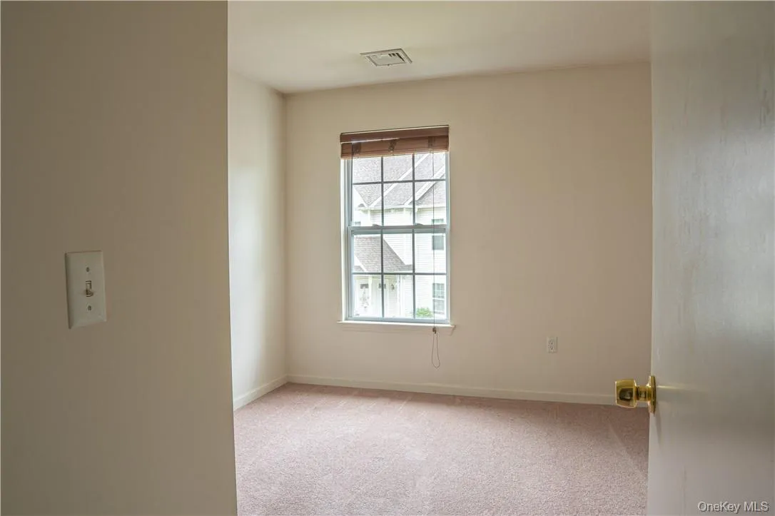 119 Ruth Court, Middletown, NY, 2 Bedrooms Bedrooms, 6 Rooms Rooms,2 BathroomsBathrooms,Residential Lease,For Rent,Ruth,0,1027578 119 Ruth Court, Middletown, NY, 2 Bedrooms Bedrooms, 6 Rooms Rooms,2 BathroomsBathrooms,Residential Lease,For Rent,Ruth,0,1027578