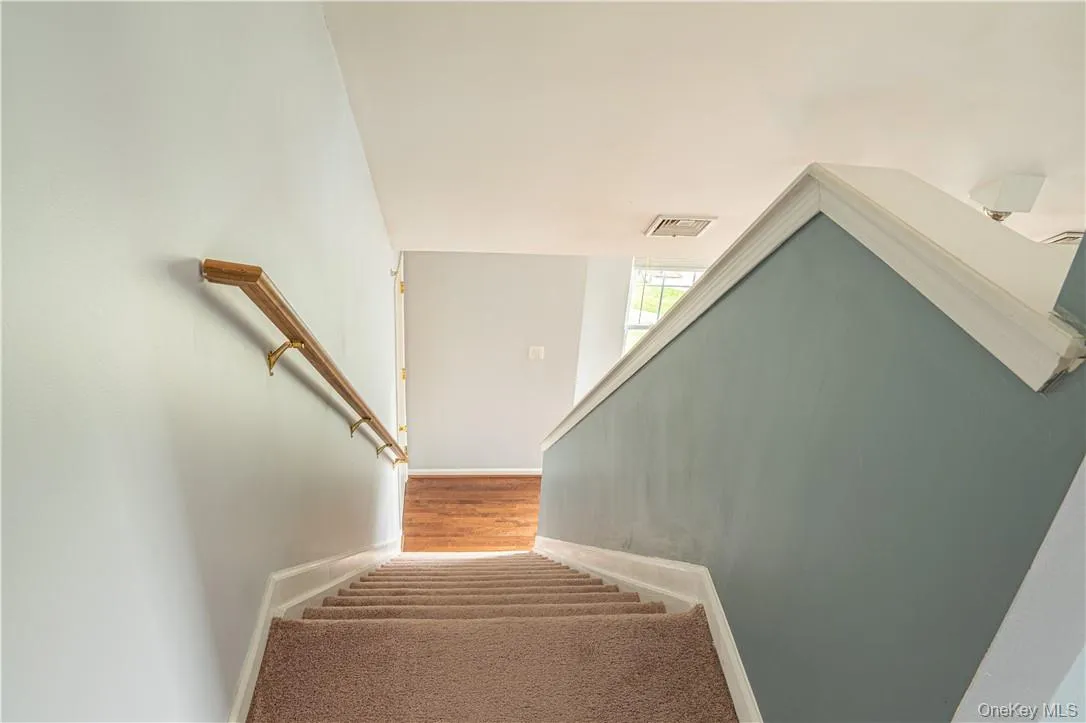 119 Ruth Court, Middletown, NY, 2 Bedrooms Bedrooms, 6 Rooms Rooms,2 BathroomsBathrooms,Residential Lease,For Rent,Ruth,0,1027578 119 Ruth Court, Middletown, NY, 2 Bedrooms Bedrooms, 6 Rooms Rooms,2 BathroomsBathrooms,Residential Lease,For Rent,Ruth,0,1027578