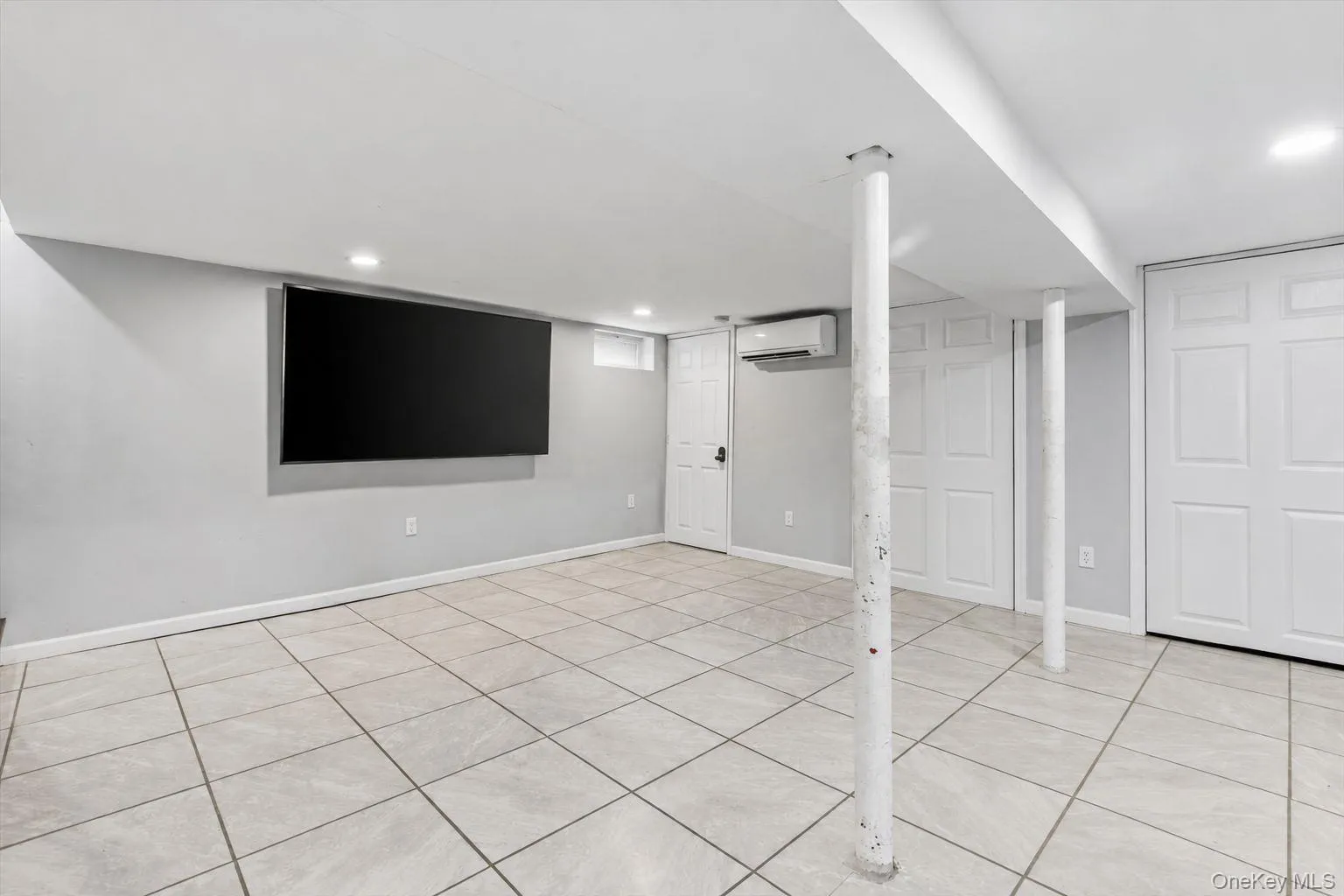 995 Kings Parkway, Hempstead, NY, 3 Bedrooms Bedrooms, 6 Rooms Rooms,2 BathroomsBathrooms,Residential,For Rent,Kings,0,1027579 995 Kings Parkway, Hempstead, NY, 3 Bedrooms Bedrooms, 6 Rooms Rooms,2 BathroomsBathrooms,Residential,For Rent,Kings,0,1027579