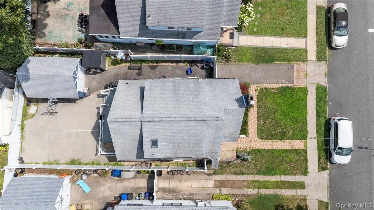 995 Kings Parkway, Hempstead, NY, 3 Bedrooms Bedrooms, 6 Rooms Rooms,2 BathroomsBathrooms,Residential,For Rent,Kings,0,1027579 995 Kings Parkway, Hempstead, NY, 3 Bedrooms Bedrooms, 6 Rooms Rooms,2 BathroomsBathrooms,Residential,For Rent,Kings,0,1027579