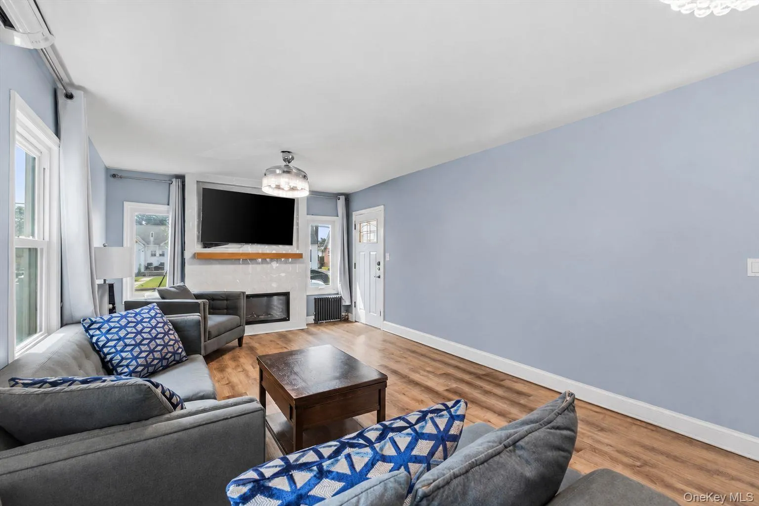 995 Kings Parkway, Hempstead, NY, 3 Bedrooms Bedrooms, 6 Rooms Rooms,2 BathroomsBathrooms,Residential,For Rent,Kings,0,1027579 995 Kings Parkway, Hempstead, NY, 3 Bedrooms Bedrooms, 6 Rooms Rooms,2 BathroomsBathrooms,Residential,For Rent,Kings,0,1027579