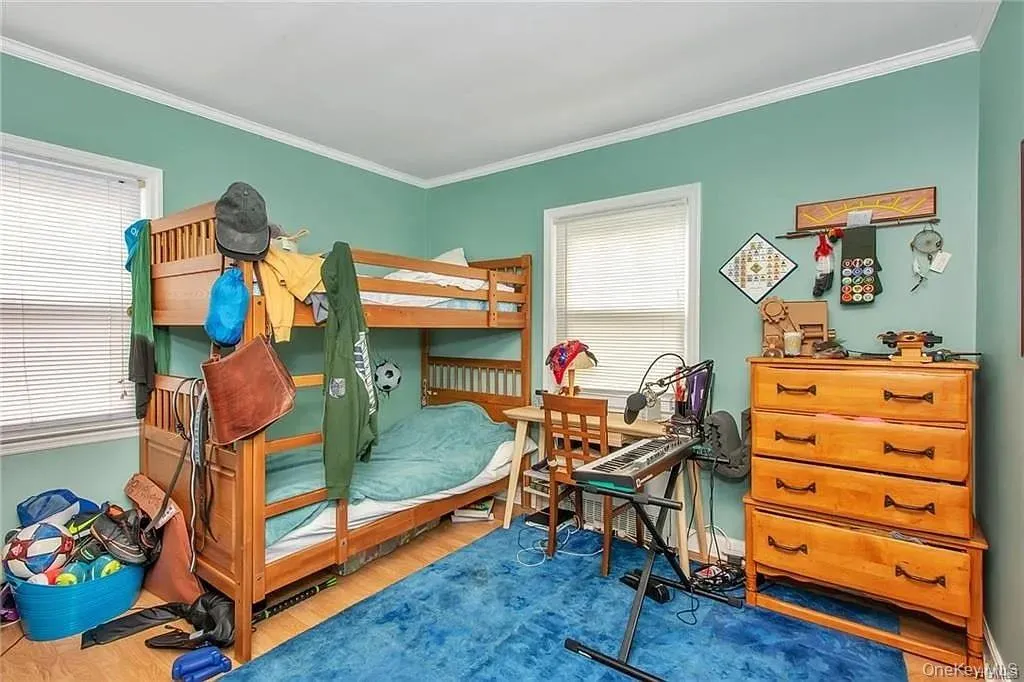 7 Wendover Road, Eastchester, NY, 3 Bedrooms Bedrooms, 6 Rooms Rooms,2 BathroomsBathrooms,Residential Lease,For Rent,Wendover,0,1027581 7 Wendover Road, Eastchester, NY, 3 Bedrooms Bedrooms, 6 Rooms Rooms,2 BathroomsBathrooms,Residential Lease,For Rent,Wendover,0,1027581