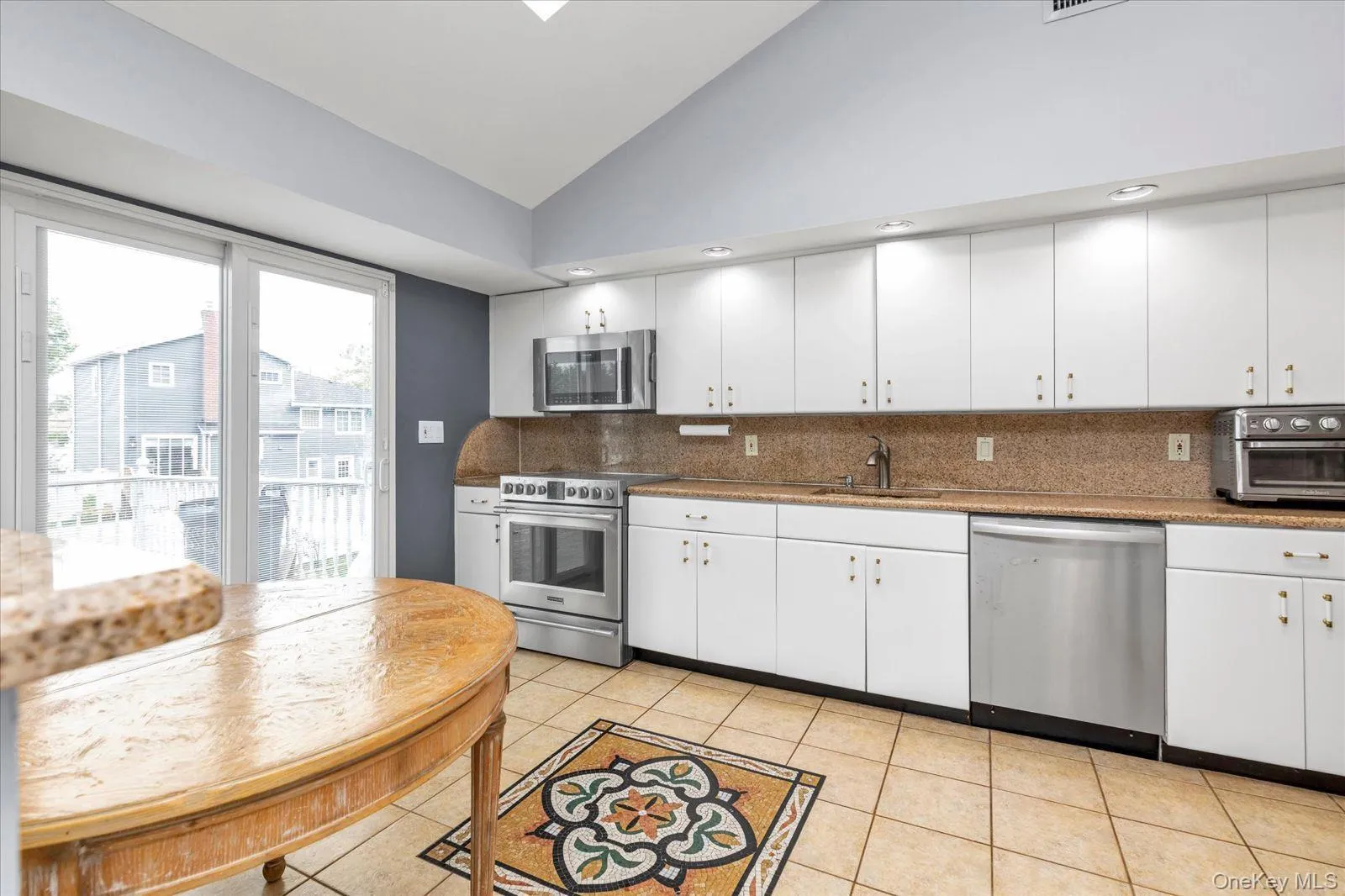 2489 Aron Drive, Hempstead, NY, 5 Bedrooms Bedrooms, 10 Rooms Rooms,3 BathroomsBathrooms,Residential,For Rent,Aron,0,1027585 2489 Aron Drive, Hempstead, NY, 5 Bedrooms Bedrooms, 10 Rooms Rooms,3 BathroomsBathrooms,Residential,For Rent,Aron,0,1027585