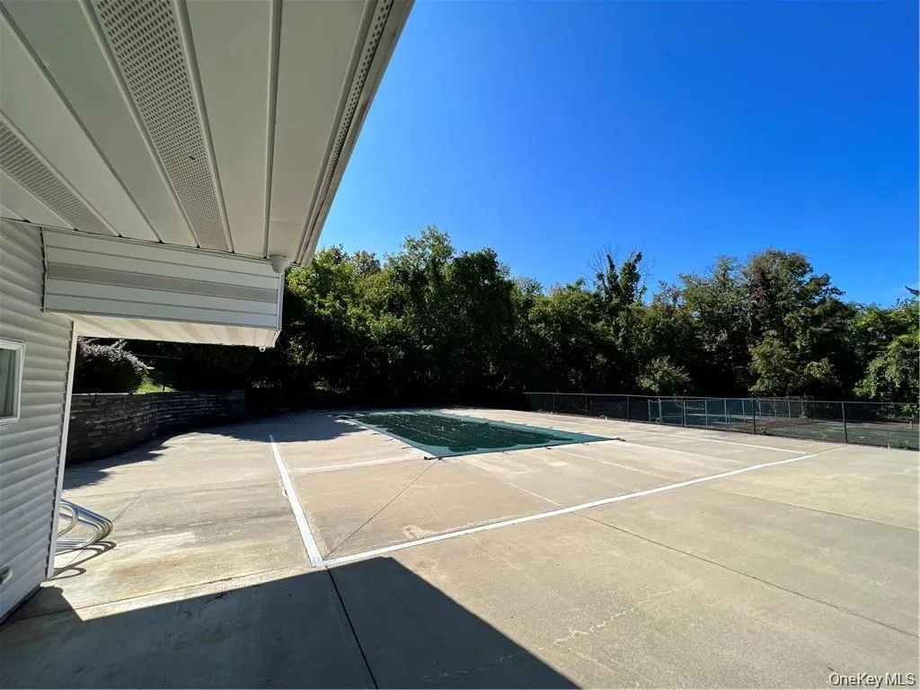 17 Lexington Hill, Monroe, NY, 2 Bedrooms Bedrooms, 5 Rooms Rooms,2 BathroomsBathrooms,Residential Lease,For Rent,Lexington,0,1027587 17 Lexington Hill, Monroe, NY, 2 Bedrooms Bedrooms, 5 Rooms Rooms,2 BathroomsBathrooms,Residential Lease,For Rent,Lexington,0,1027587