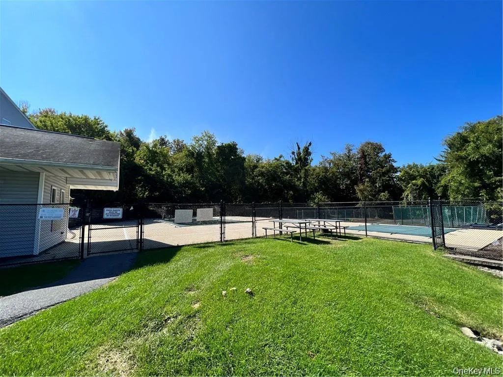 17 Lexington Hill, Monroe, NY, 2 Bedrooms Bedrooms, 5 Rooms Rooms,2 BathroomsBathrooms,Residential Lease,For Rent,Lexington,0,1027587 17 Lexington Hill, Monroe, NY, 2 Bedrooms Bedrooms, 5 Rooms Rooms,2 BathroomsBathrooms,Residential Lease,For Rent,Lexington,0,1027587