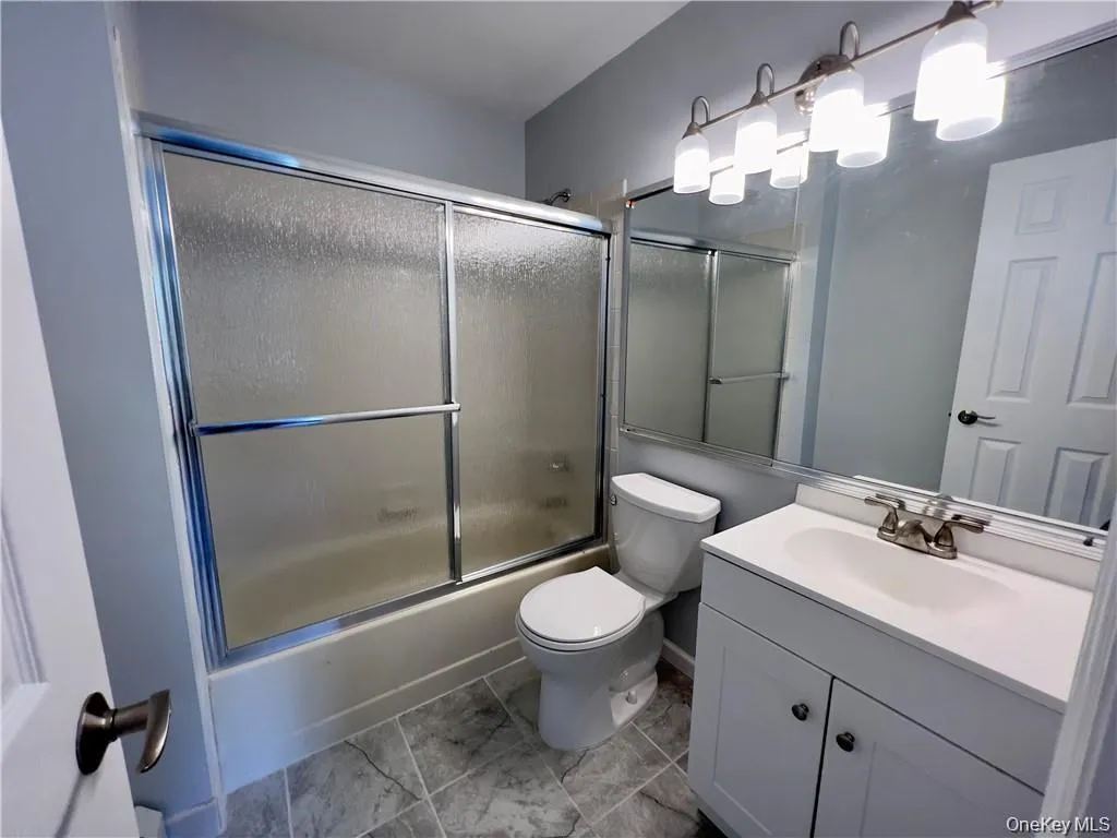 17 Lexington Hill, Monroe, NY, 2 Bedrooms Bedrooms, 5 Rooms Rooms,2 BathroomsBathrooms,Residential Lease,For Rent,Lexington,0,1027587 17 Lexington Hill, Monroe, NY, 2 Bedrooms Bedrooms, 5 Rooms Rooms,2 BathroomsBathrooms,Residential Lease,For Rent,Lexington,0,1027587