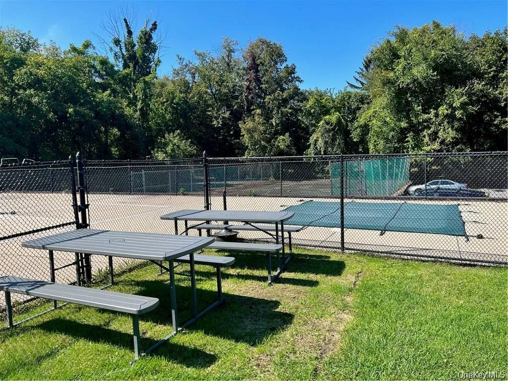 17 Lexington Hill, Monroe, NY, 2 Bedrooms Bedrooms, 5 Rooms Rooms,2 BathroomsBathrooms,Residential Lease,For Rent,Lexington,0,1027587 17 Lexington Hill, Monroe, NY, 2 Bedrooms Bedrooms, 5 Rooms Rooms,2 BathroomsBathrooms,Residential Lease,For Rent,Lexington,0,1027587