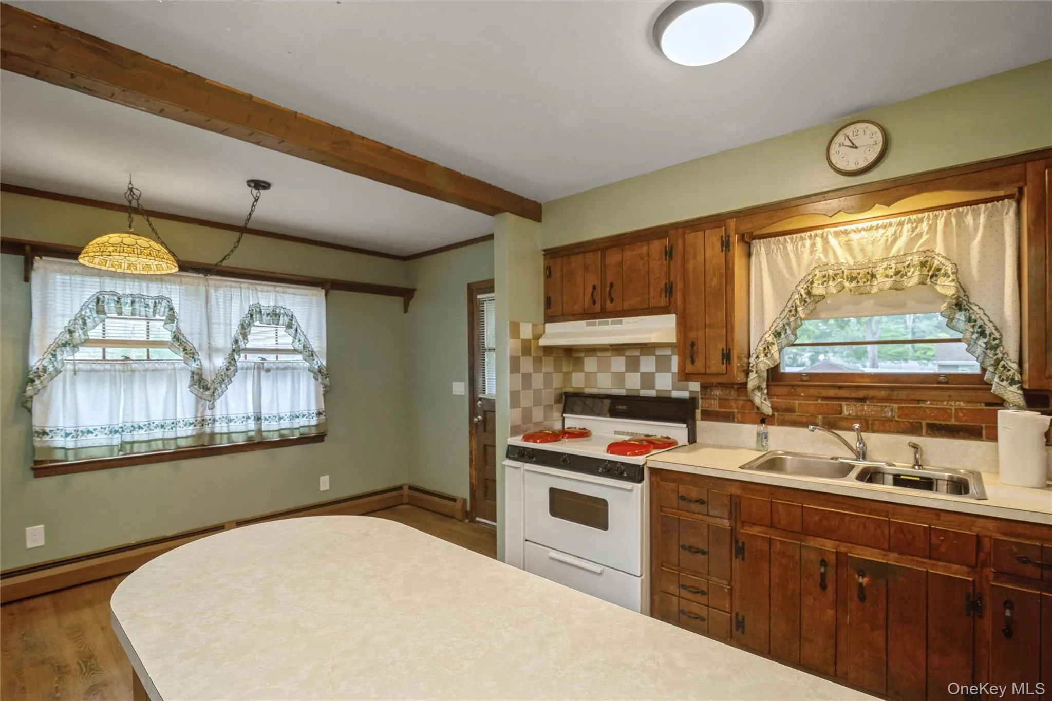 46 Mc Gaw Avenue, Brookhaven, NY, 4 Bedrooms Bedrooms, 7 Rooms Rooms,1 BathroomBathrooms,Residential,For Rent,Mc Gaw,0,1027588 46 Mc Gaw Avenue, Brookhaven, NY, 4 Bedrooms Bedrooms, 7 Rooms Rooms,1 BathroomBathrooms,Residential,For Rent,Mc Gaw,0,1027588