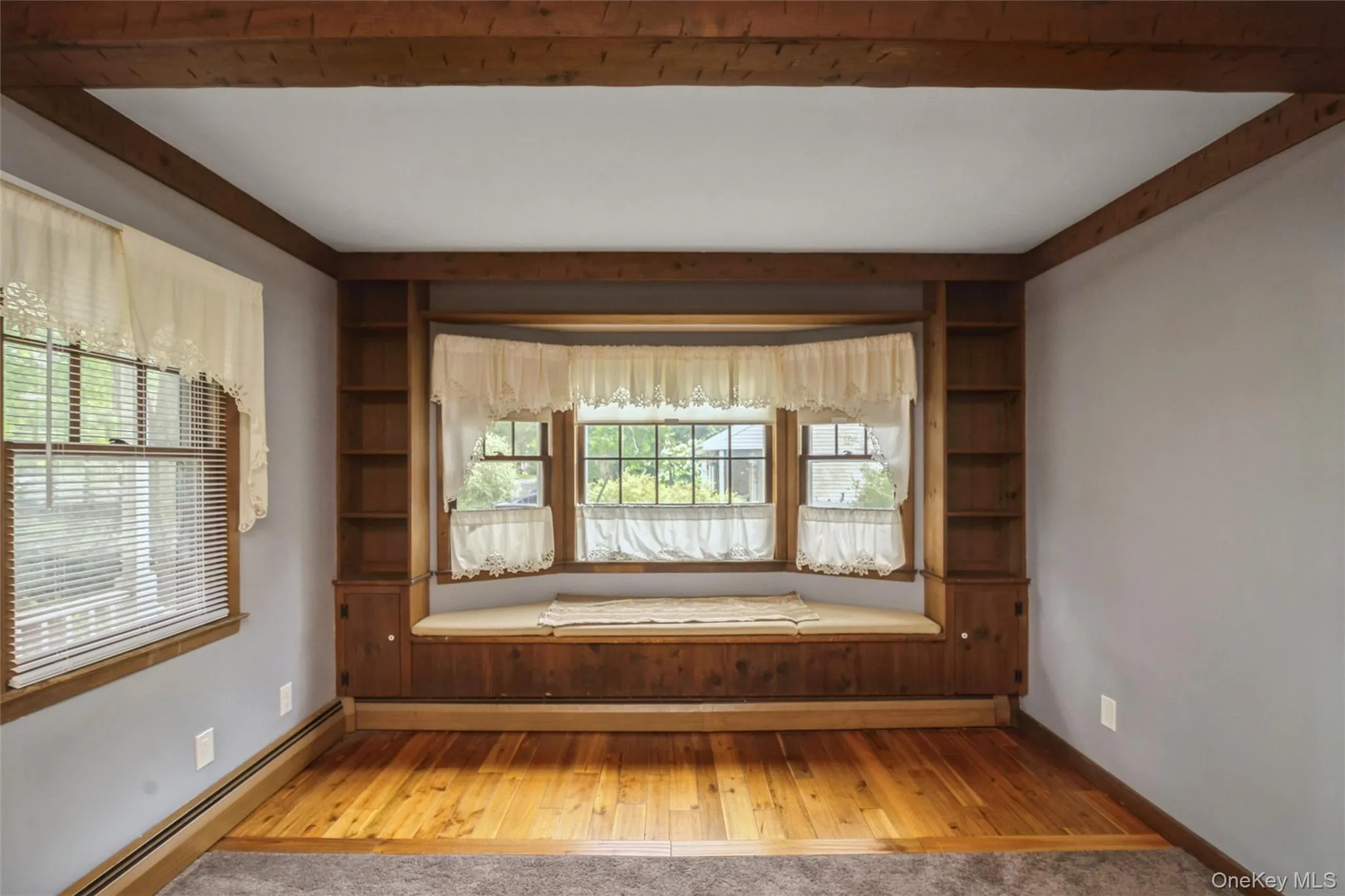 46 Mc Gaw Avenue, Brookhaven, NY, 4 Bedrooms Bedrooms, 7 Rooms Rooms,1 BathroomBathrooms,Residential,For Rent,Mc Gaw,0,1027588 46 Mc Gaw Avenue, Brookhaven, NY, 4 Bedrooms Bedrooms, 7 Rooms Rooms,1 BathroomBathrooms,Residential,For Rent,Mc Gaw,0,1027588