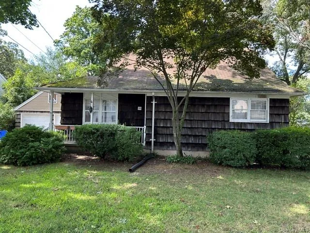 46 Mc Gaw Avenue, Brookhaven, NY, 4 Bedrooms Bedrooms, 7 Rooms Rooms,1 BathroomBathrooms,Residential,For Rent,Mc Gaw,0,1027588 46 Mc Gaw Avenue, Brookhaven, NY, 4 Bedrooms Bedrooms, 7 Rooms Rooms,1 BathroomBathrooms,Residential,For Rent,Mc Gaw,0,1027588
