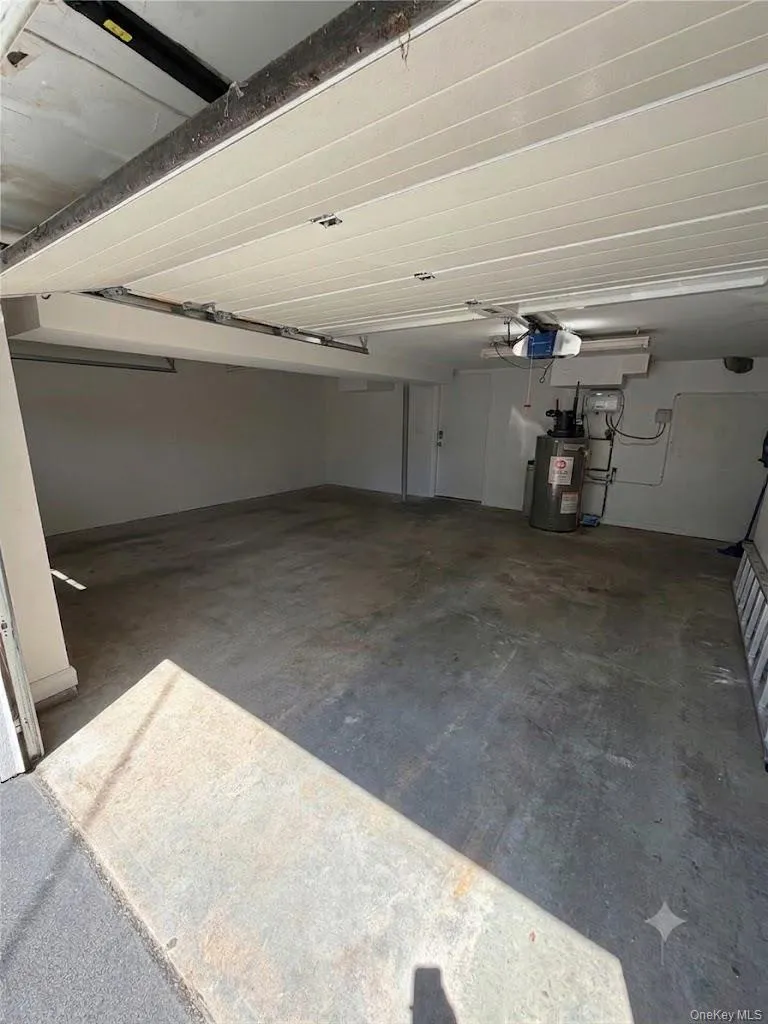 6 Raphael Street, Huntington, NY, 5 Bedrooms Bedrooms, 8 Rooms Rooms,3 BathroomsBathrooms,Residential Lease,For Rent,Raphael,0,1027592 6 Raphael Street, Huntington, NY, 5 Bedrooms Bedrooms, 8 Rooms Rooms,3 BathroomsBathrooms,Residential Lease,For Rent,Raphael,0,1027592