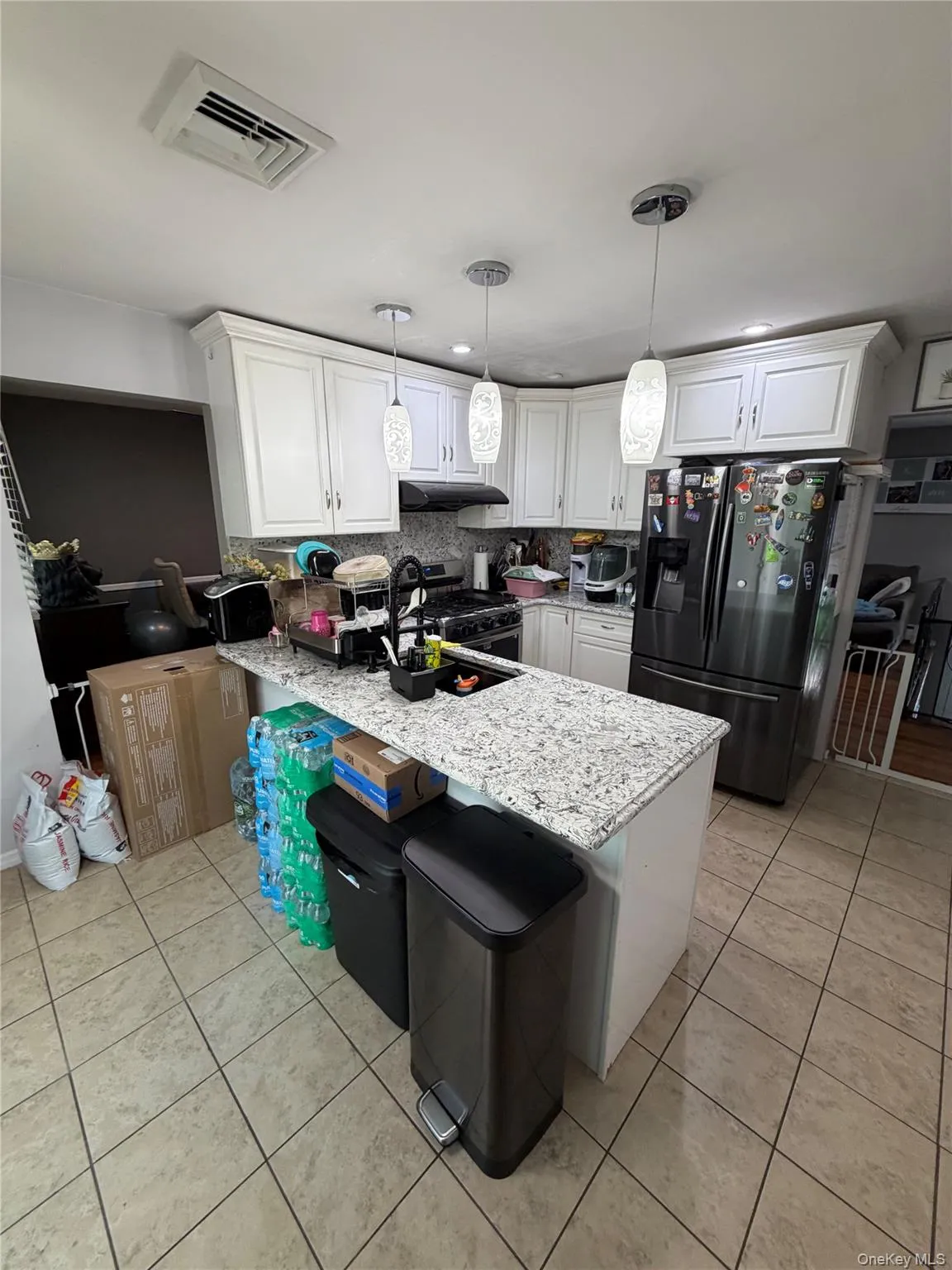 6 Raphael Street, Huntington, NY, 5 Bedrooms Bedrooms, 8 Rooms Rooms,3 BathroomsBathrooms,Residential Lease,For Rent,Raphael,0,1027592 6 Raphael Street, Huntington, NY, 5 Bedrooms Bedrooms, 8 Rooms Rooms,3 BathroomsBathrooms,Residential Lease,For Rent,Raphael,0,1027592