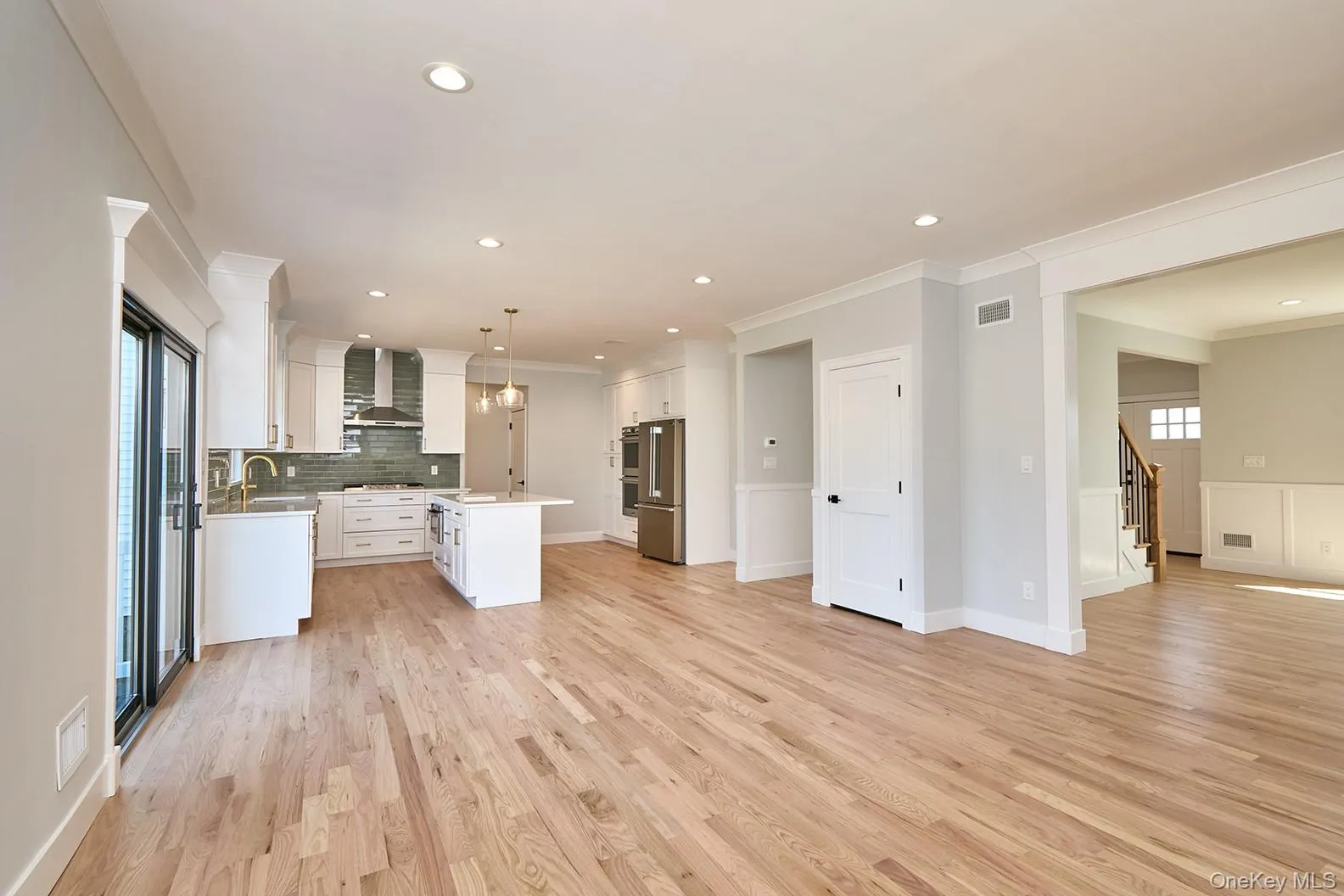 104 Maeder Avenue, Hempstead, NY, 5 Bedrooms Bedrooms, 10 Rooms Rooms,3 BathroomsBathrooms,Residential,For Rent,Maeder,0,1027596 104 Maeder Avenue, Hempstead, NY, 5 Bedrooms Bedrooms, 10 Rooms Rooms,3 BathroomsBathrooms,Residential,For Rent,Maeder,0,1027596