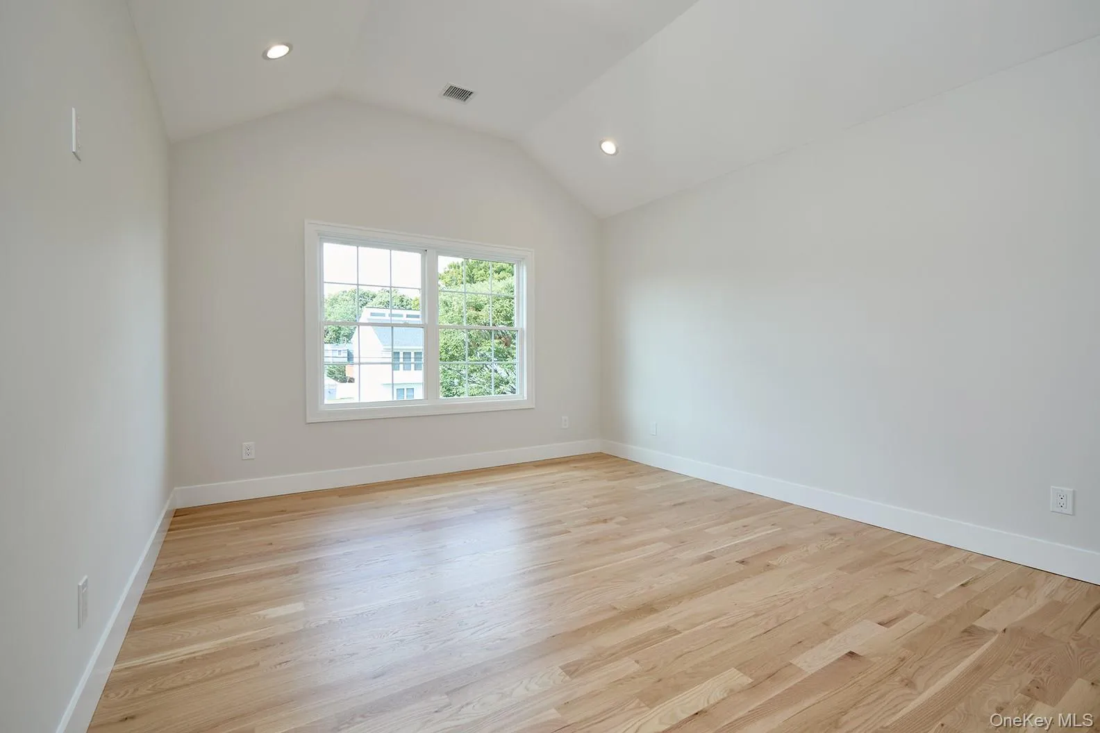 104 Maeder Avenue, Hempstead, NY, 5 Bedrooms Bedrooms, 10 Rooms Rooms,3 BathroomsBathrooms,Residential,For Rent,Maeder,0,1027596 104 Maeder Avenue, Hempstead, NY, 5 Bedrooms Bedrooms, 10 Rooms Rooms,3 BathroomsBathrooms,Residential,For Rent,Maeder,0,1027596