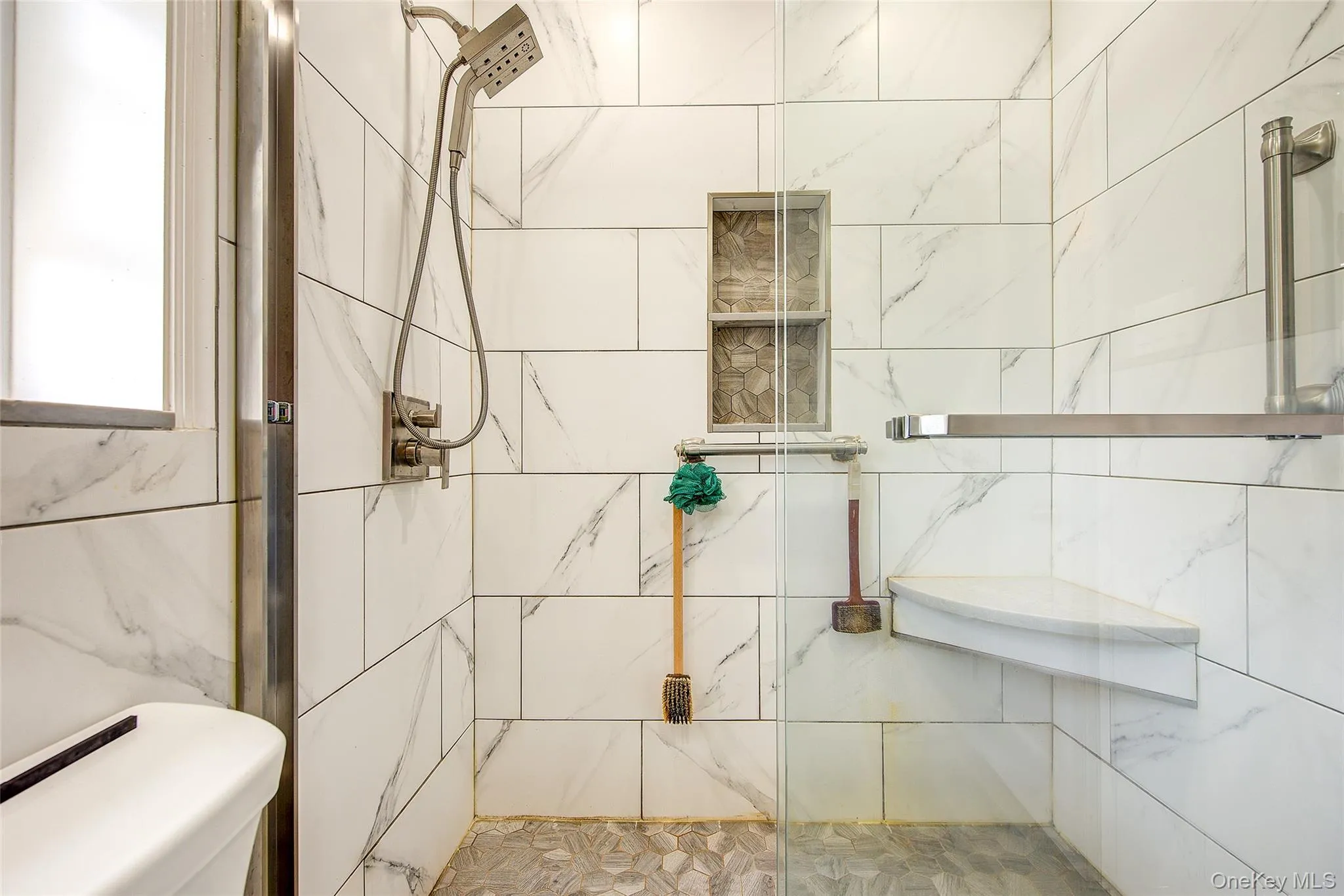 223-42 114th Avenue, New York, NY, 3 Bedrooms Bedrooms, 6 Rooms Rooms,1 BathroomBathrooms,Residential,For Rent,114th,0,1027598 223-42 114th Avenue, New York, NY, 3 Bedrooms Bedrooms, 6 Rooms Rooms,1 BathroomBathrooms,Residential,For Rent,114th,0,1027598