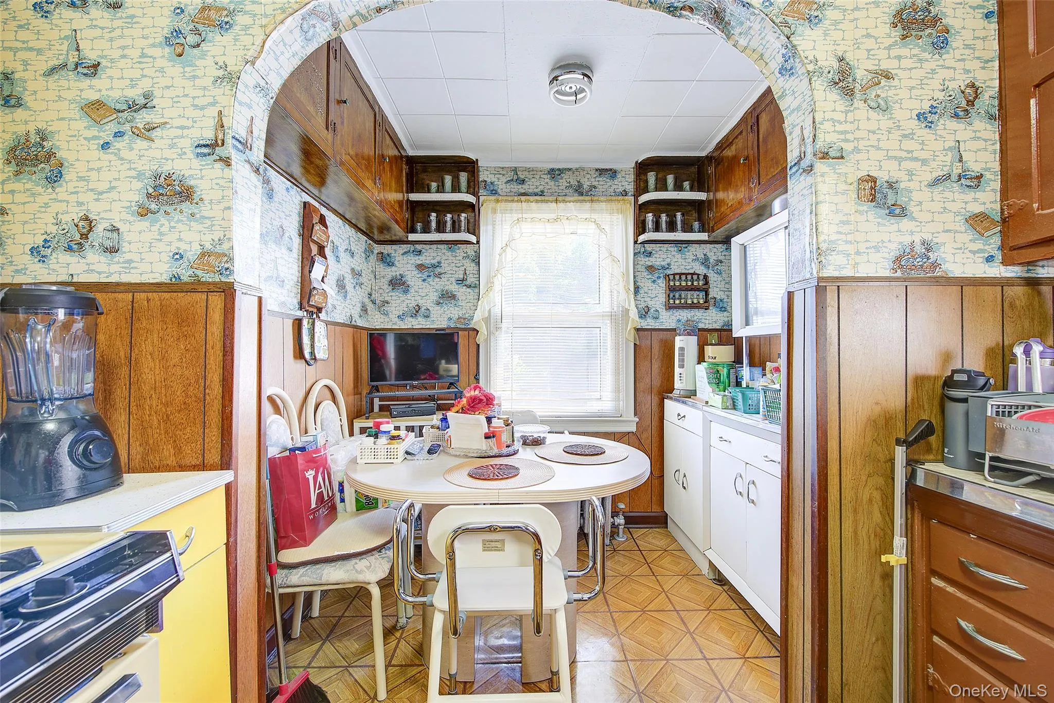 223-42 114th Avenue, New York, NY, 3 Bedrooms Bedrooms, 6 Rooms Rooms,1 BathroomBathrooms,Residential,For Rent,114th,0,1027598 223-42 114th Avenue, New York, NY, 3 Bedrooms Bedrooms, 6 Rooms Rooms,1 BathroomBathrooms,Residential,For Rent,114th,0,1027598