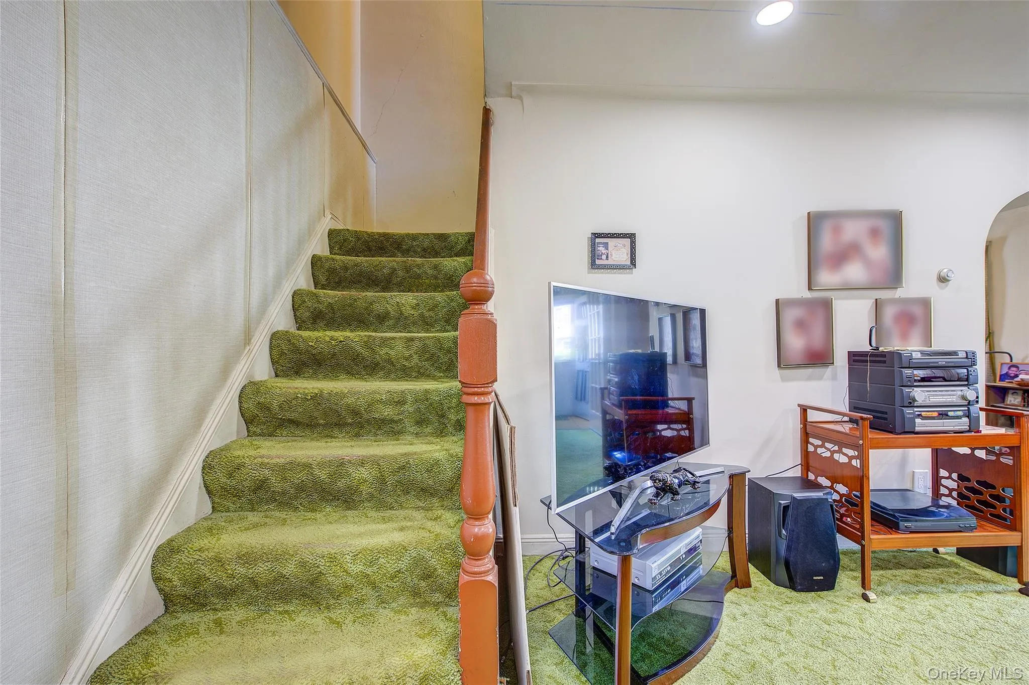 223-42 114th Avenue, New York, NY, 3 Bedrooms Bedrooms, 6 Rooms Rooms,1 BathroomBathrooms,Residential,For Rent,114th,0,1027598 223-42 114th Avenue, New York, NY, 3 Bedrooms Bedrooms, 6 Rooms Rooms,1 BathroomBathrooms,Residential,For Rent,114th,0,1027598