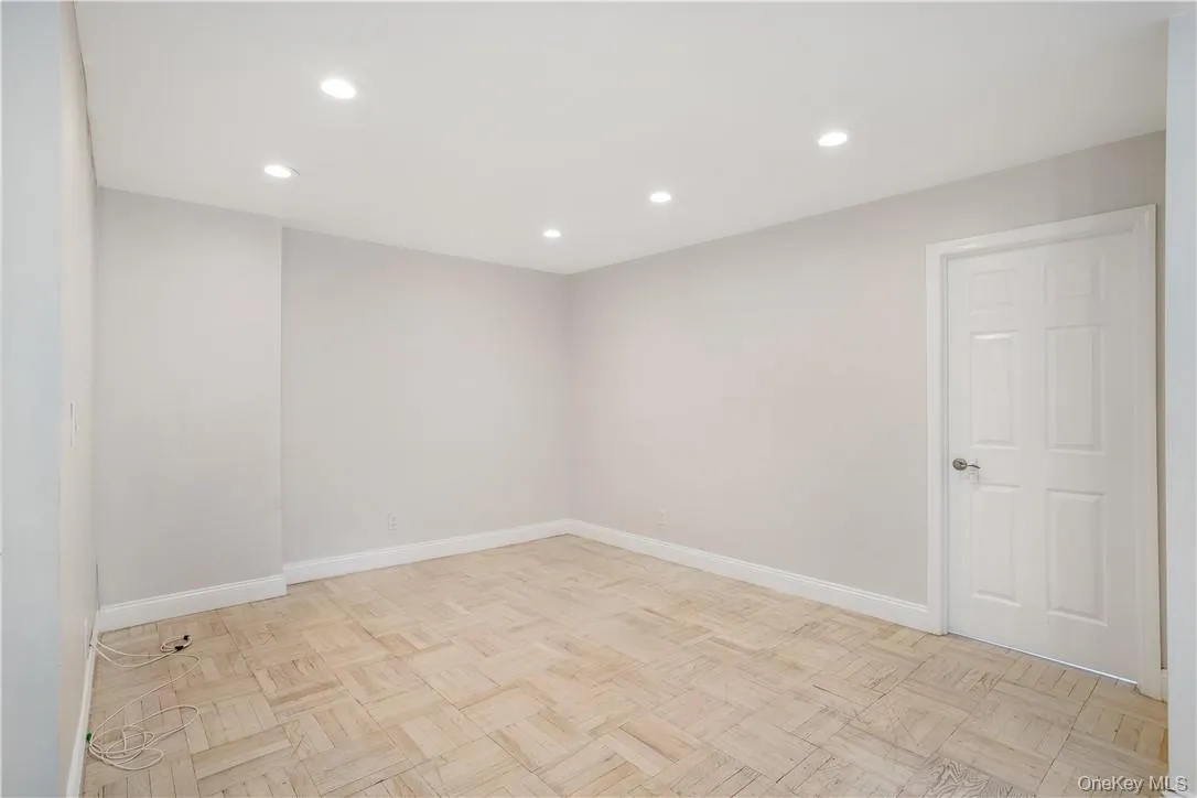 140 Hartsdale Avenue, Greenburgh, NY, 2 Bedrooms Bedrooms, 4 Rooms Rooms,1 BathroomBathrooms,Residential Lease,For Rent,Hartsdale,0,1027605 140 Hartsdale Avenue, Greenburgh, NY, 2 Bedrooms Bedrooms, 4 Rooms Rooms,1 BathroomBathrooms,Residential Lease,For Rent,Hartsdale,0,1027605