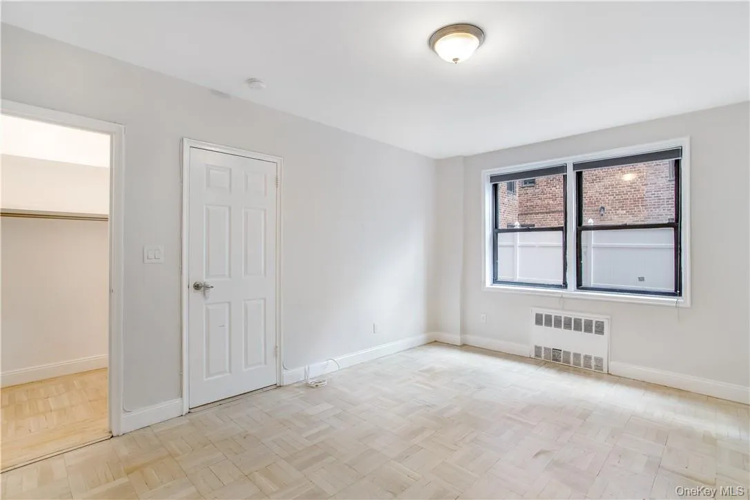 140 Hartsdale Avenue, Greenburgh, NY, 2 Bedrooms Bedrooms, 4 Rooms Rooms,1 BathroomBathrooms,Residential Lease,For Rent,Hartsdale,0,1027605 140 Hartsdale Avenue, Greenburgh, NY, 2 Bedrooms Bedrooms, 4 Rooms Rooms,1 BathroomBathrooms,Residential Lease,For Rent,Hartsdale,0,1027605