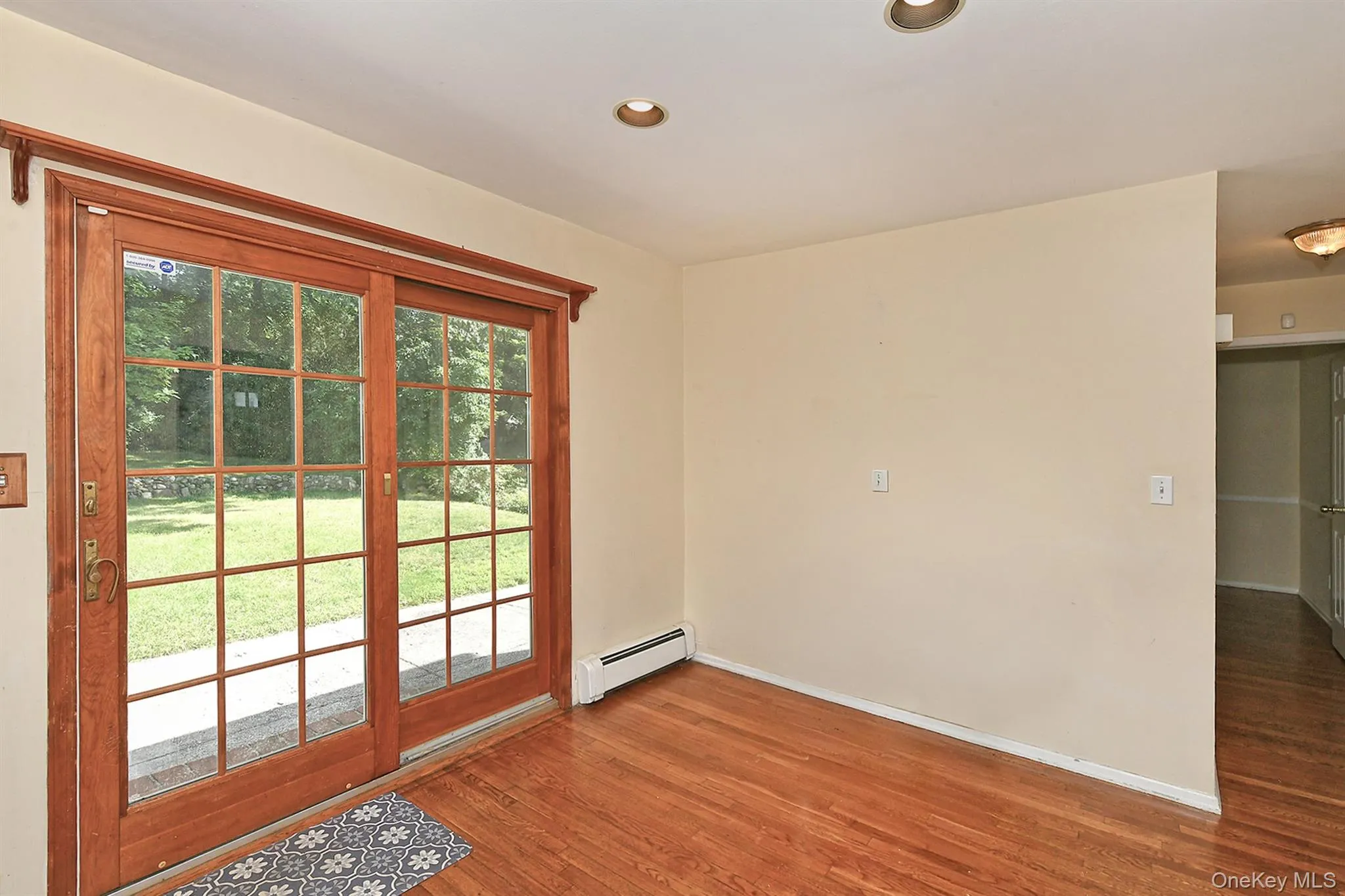 31 Lieper Street, Huntington, NY, 4 Bedrooms Bedrooms, 7 Rooms Rooms,2 BathroomsBathrooms,Residential,For Rent,Lieper,0,1027606 31 Lieper Street, Huntington, NY, 4 Bedrooms Bedrooms, 7 Rooms Rooms,2 BathroomsBathrooms,Residential,For Rent,Lieper,0,1027606