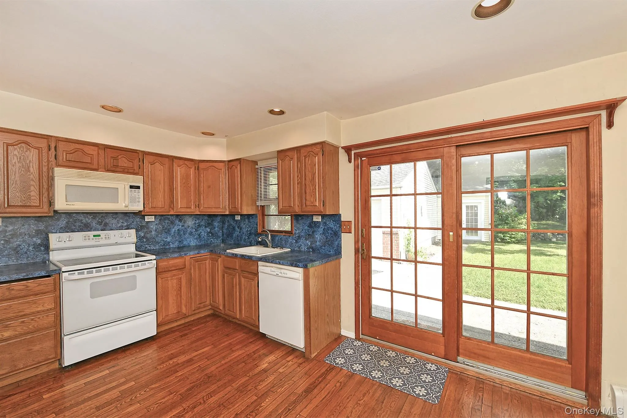 31 Lieper Street, Huntington, NY, 4 Bedrooms Bedrooms, 7 Rooms Rooms,2 BathroomsBathrooms,Residential,For Rent,Lieper,0,1027606 31 Lieper Street, Huntington, NY, 4 Bedrooms Bedrooms, 7 Rooms Rooms,2 BathroomsBathrooms,Residential,For Rent,Lieper,0,1027606