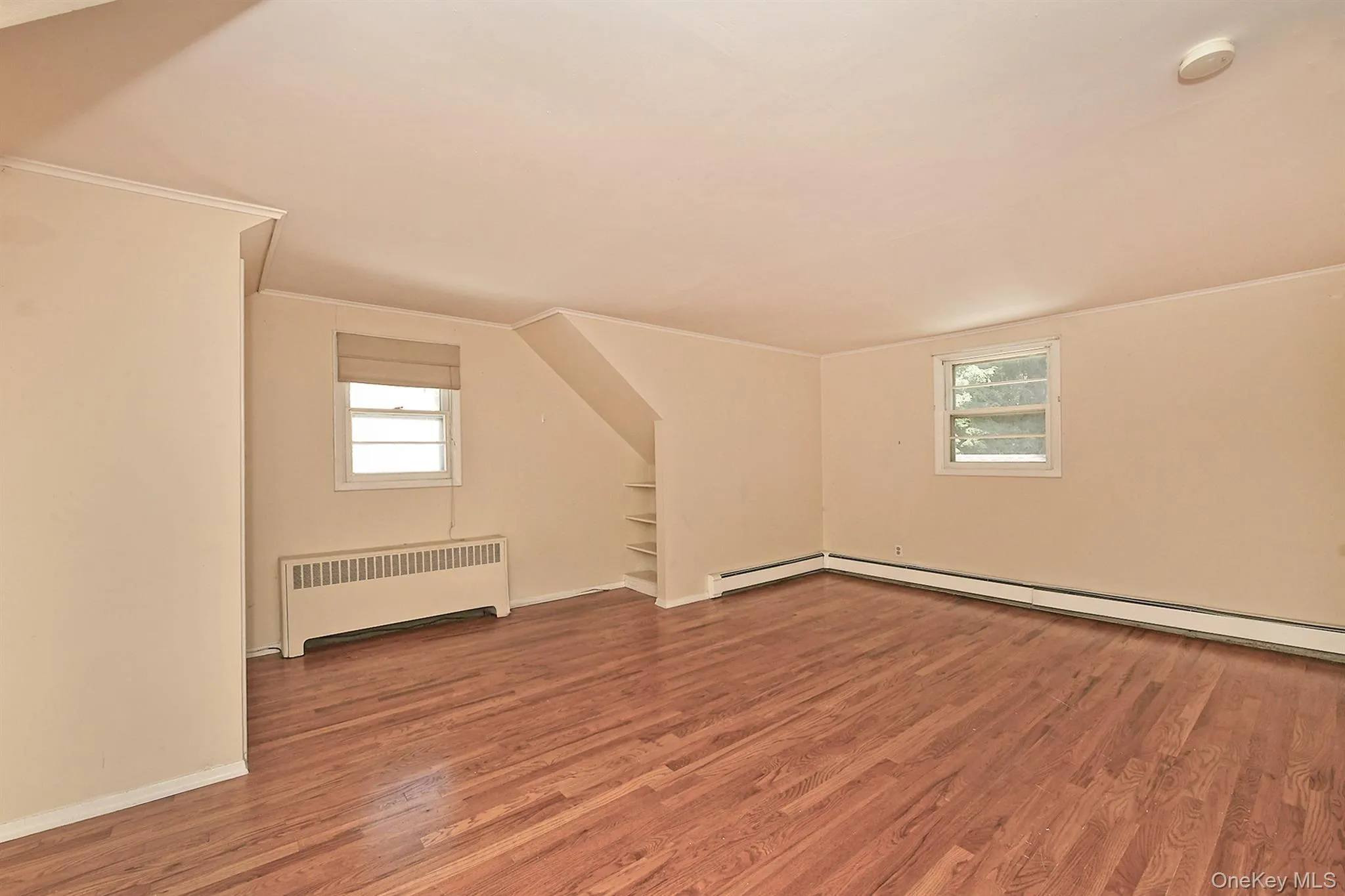 31 Lieper Street, Huntington, NY, 4 Bedrooms Bedrooms, 7 Rooms Rooms,2 BathroomsBathrooms,Residential,For Rent,Lieper,0,1027606 31 Lieper Street, Huntington, NY, 4 Bedrooms Bedrooms, 7 Rooms Rooms,2 BathroomsBathrooms,Residential,For Rent,Lieper,0,1027606