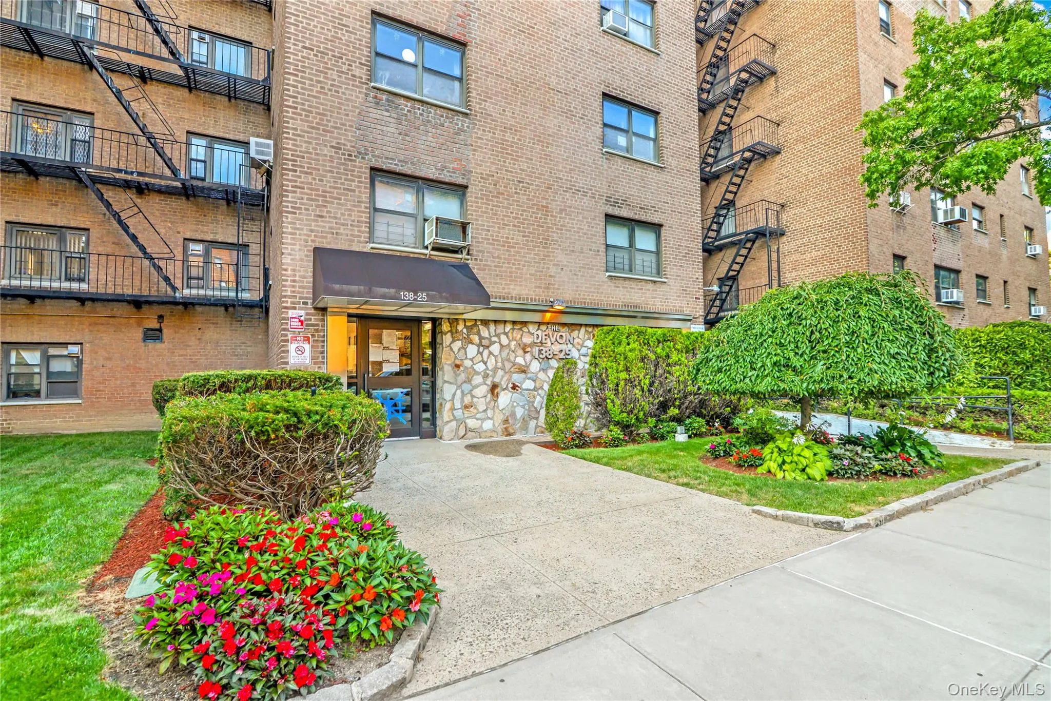 138-25 31 Drive, New York, NY, 1 Bedroom Bedrooms, 4 Rooms Rooms,1 BathroomBathrooms,Residential,For Rent,31,0,1027607 138-25 31 Drive, New York, NY, 1 Bedroom Bedrooms, 4 Rooms Rooms,1 BathroomBathrooms,Residential,For Rent,31,0,1027607