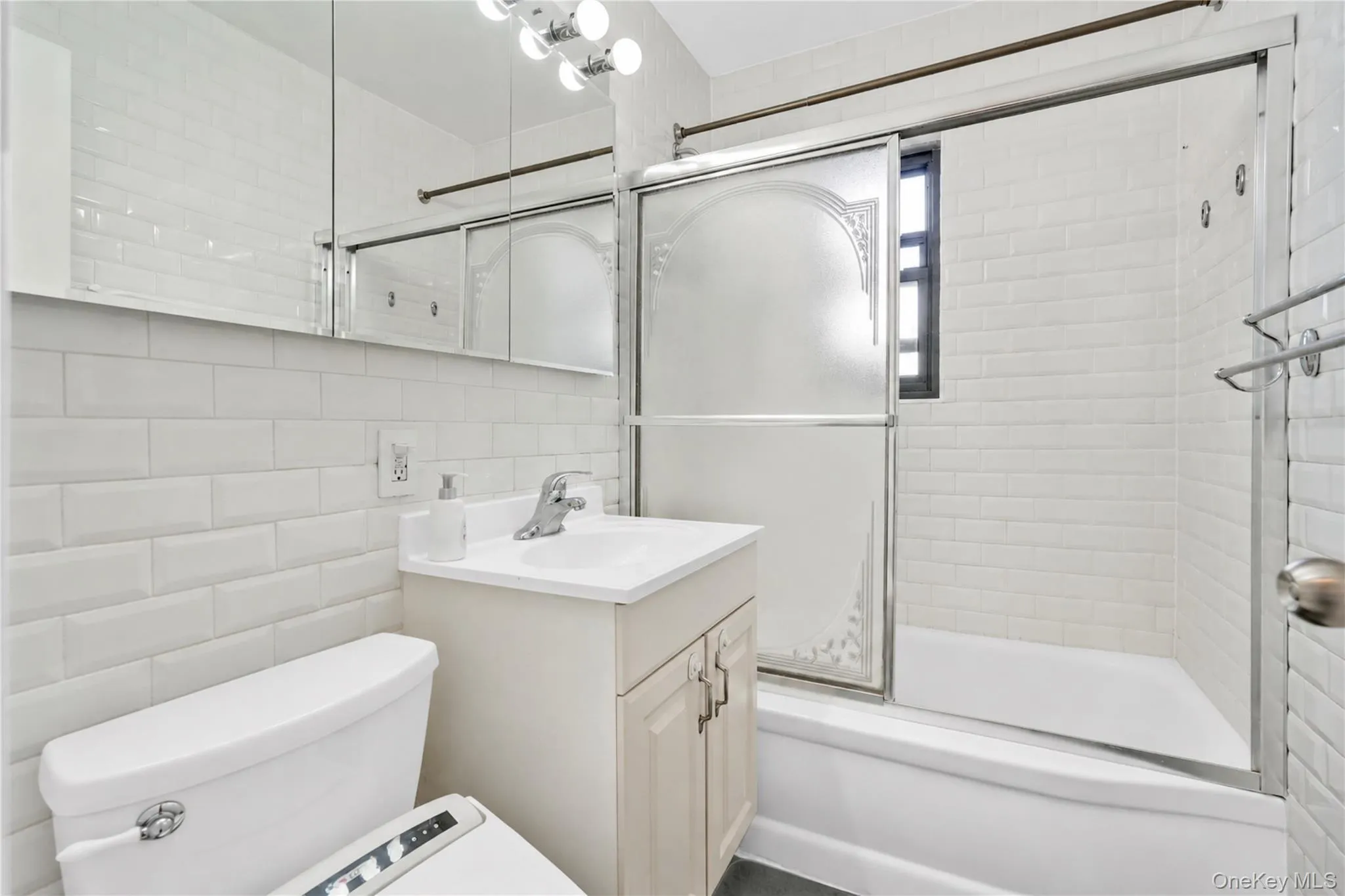138-25 31 Drive, New York, NY, 1 Bedroom Bedrooms, 4 Rooms Rooms,1 BathroomBathrooms,Residential,For Rent,31,0,1027607 138-25 31 Drive, New York, NY, 1 Bedroom Bedrooms, 4 Rooms Rooms,1 BathroomBathrooms,Residential,For Rent,31,0,1027607