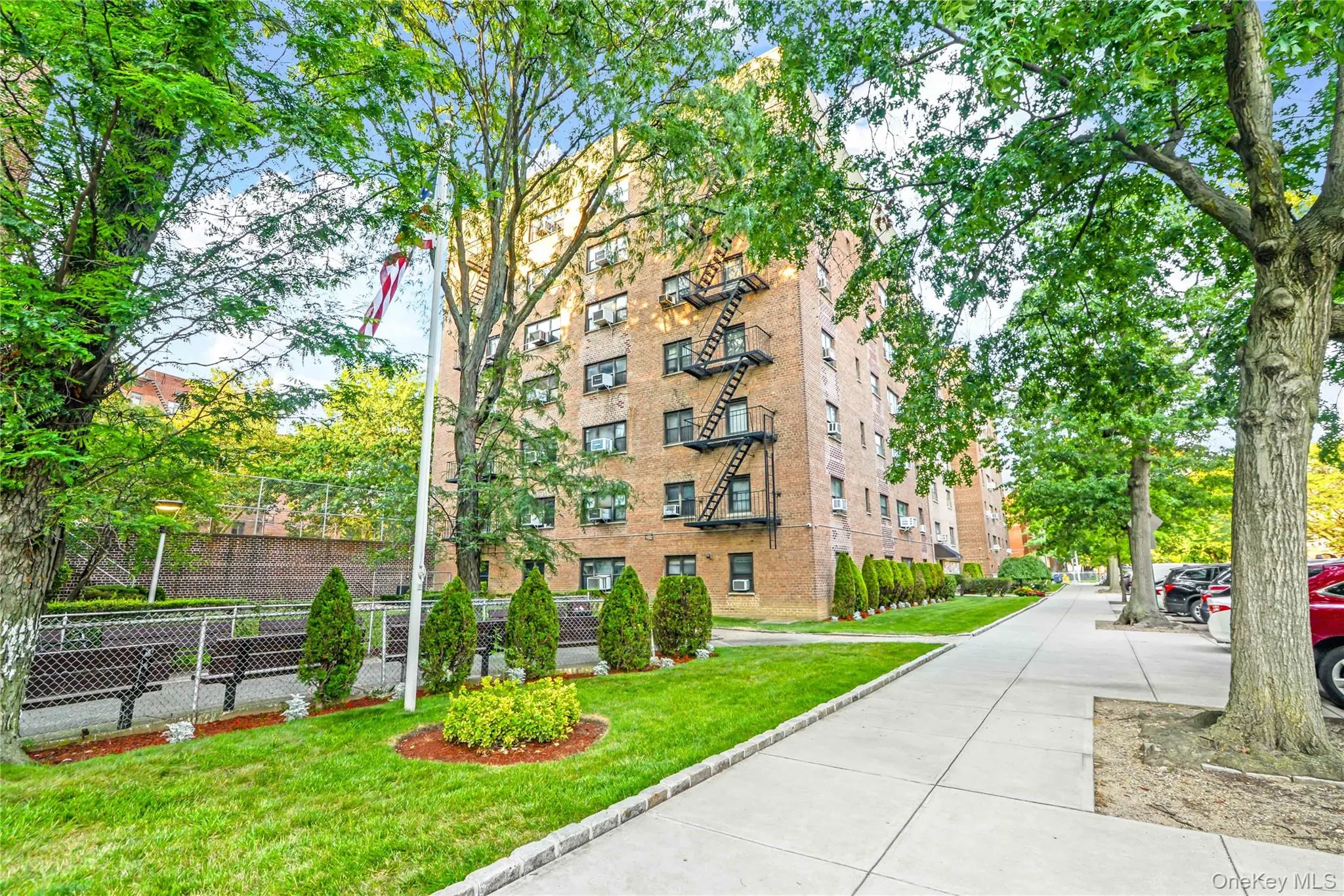 138-25 31 Drive, New York, NY, 1 Bedroom Bedrooms, 4 Rooms Rooms,1 BathroomBathrooms,Residential,For Rent,31,0,1027607 138-25 31 Drive, New York, NY, 1 Bedroom Bedrooms, 4 Rooms Rooms,1 BathroomBathrooms,Residential,For Rent,31,0,1027607