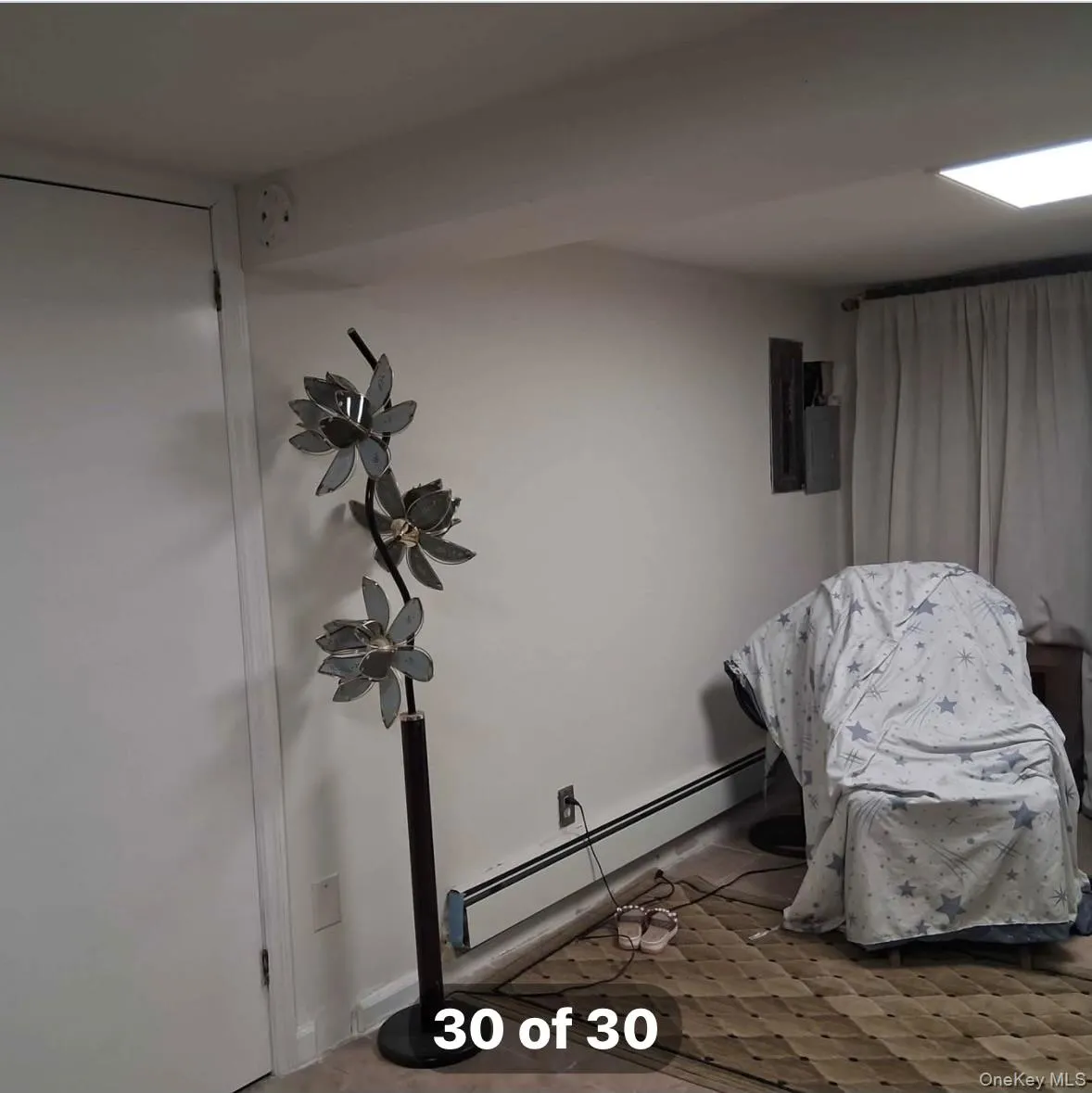 75 Harrison Avenue, Oyster Bay, NY, 5 Bedrooms Bedrooms, 6 Rooms Rooms,3 BathroomsBathrooms,Residential Lease,For Rent,Harrison,0,1027616 75 Harrison Avenue, Oyster Bay, NY, 5 Bedrooms Bedrooms, 6 Rooms Rooms,3 BathroomsBathrooms,Residential Lease,For Rent,Harrison,0,1027616