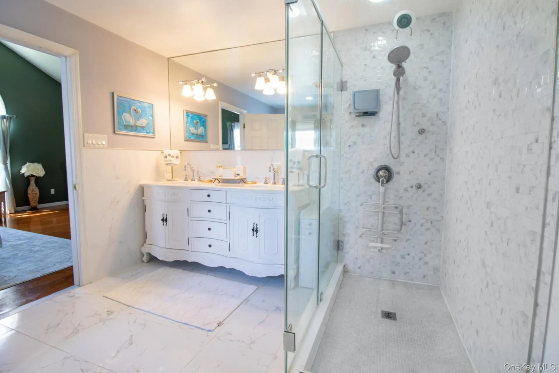 5 Hickory Lane, North Hempstead, NY, 4 Bedrooms Bedrooms, 12 Rooms Rooms,3 BathroomsBathrooms,Residential,For Rent,Hickory,0,1027617 5 Hickory Lane, North Hempstead, NY, 4 Bedrooms Bedrooms, 12 Rooms Rooms,3 BathroomsBathrooms,Residential,For Rent,Hickory,0,1027617