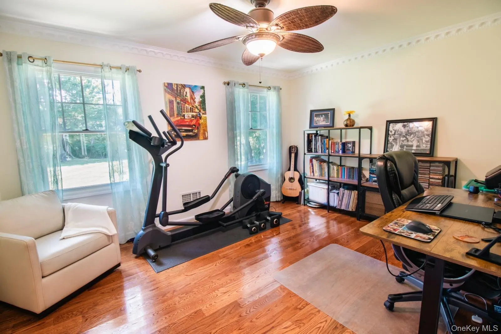 5 Hickory Lane, North Hempstead, NY, 4 Bedrooms Bedrooms, 12 Rooms Rooms,3 BathroomsBathrooms,Residential,For Rent,Hickory,0,1027617 5 Hickory Lane, North Hempstead, NY, 4 Bedrooms Bedrooms, 12 Rooms Rooms,3 BathroomsBathrooms,Residential,For Rent,Hickory,0,1027617