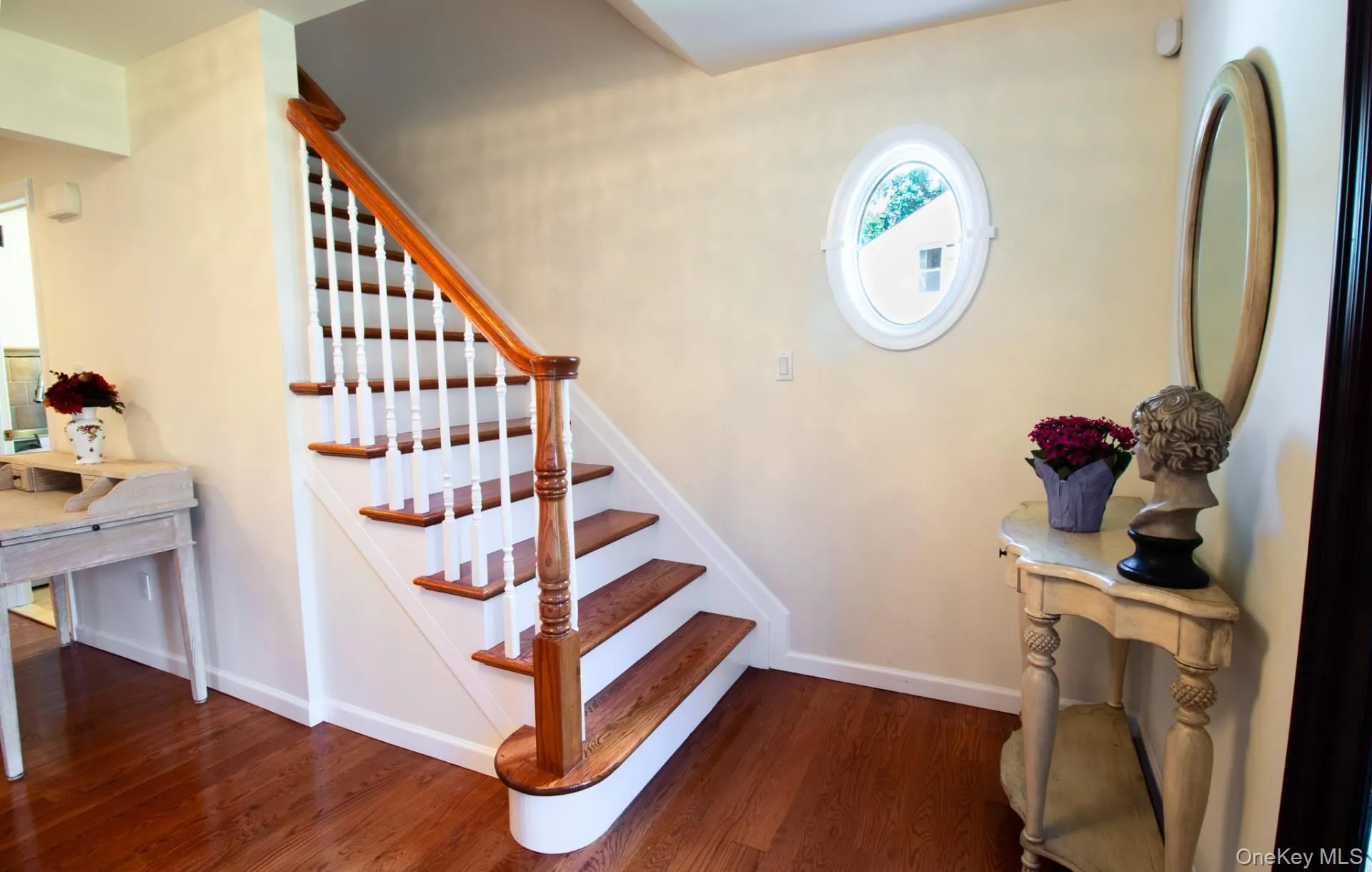 5 Hickory Lane, North Hempstead, NY, 4 Bedrooms Bedrooms, 12 Rooms Rooms,3 BathroomsBathrooms,Residential,For Rent,Hickory,0,1027617 5 Hickory Lane, North Hempstead, NY, 4 Bedrooms Bedrooms, 12 Rooms Rooms,3 BathroomsBathrooms,Residential,For Rent,Hickory,0,1027617