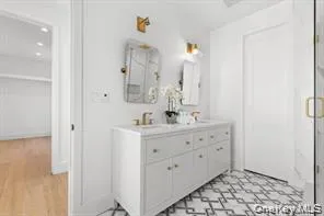 66 Hillside Drive, East Hampton, NY, 6 Bedrooms Bedrooms, 17 Rooms Rooms,6 BathroomsBathrooms,Residential,For Rent,Hillside,0,1027629 66 Hillside Drive, East Hampton, NY, 6 Bedrooms Bedrooms, 17 Rooms Rooms,6 BathroomsBathrooms,Residential,For Rent,Hillside,0,1027629