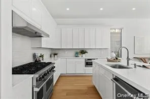 66 Hillside Drive, East Hampton, NY, 6 Bedrooms Bedrooms, 17 Rooms Rooms,6 BathroomsBathrooms,Residential,For Rent,Hillside,0,1027629 66 Hillside Drive, East Hampton, NY, 6 Bedrooms Bedrooms, 17 Rooms Rooms,6 BathroomsBathrooms,Residential,For Rent,Hillside,0,1027629