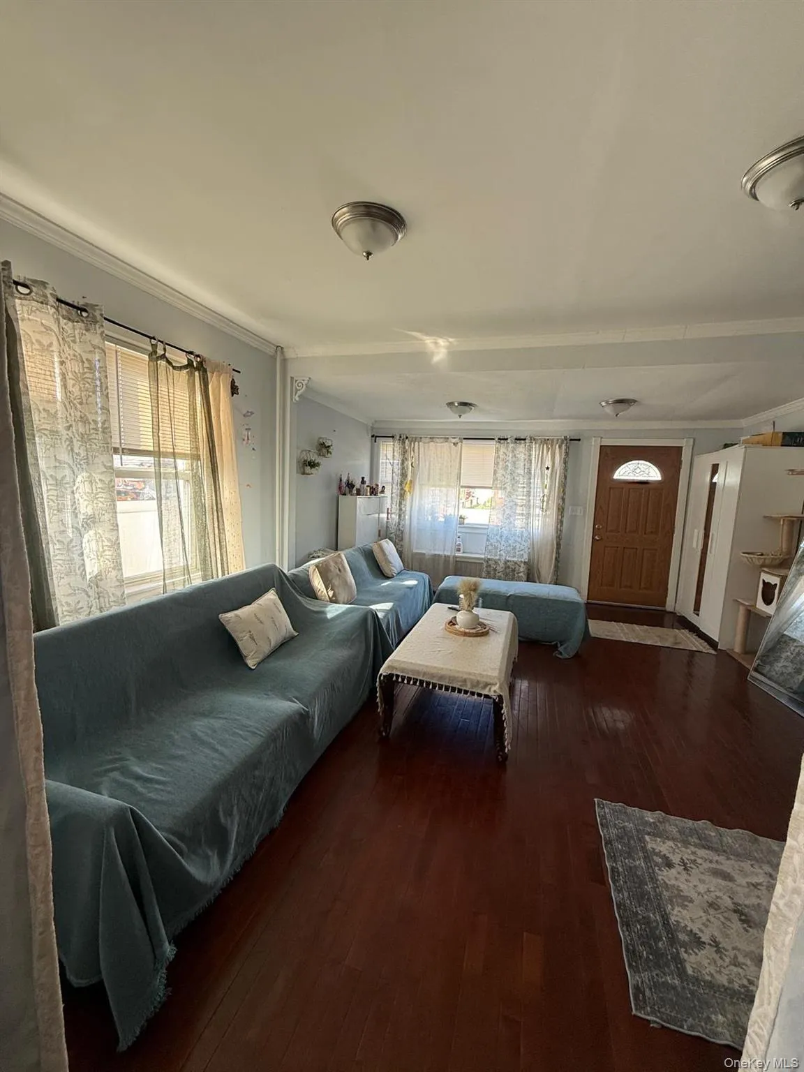 90-02 202nd Street, New York, NY, 3 Bedrooms Bedrooms, 10 Rooms Rooms,3 BathroomsBathrooms,Residential,For Rent,202nd,0,1027633 90-02 202nd Street, New York, NY, 3 Bedrooms Bedrooms, 10 Rooms Rooms,3 BathroomsBathrooms,Residential,For Rent,202nd,0,1027633