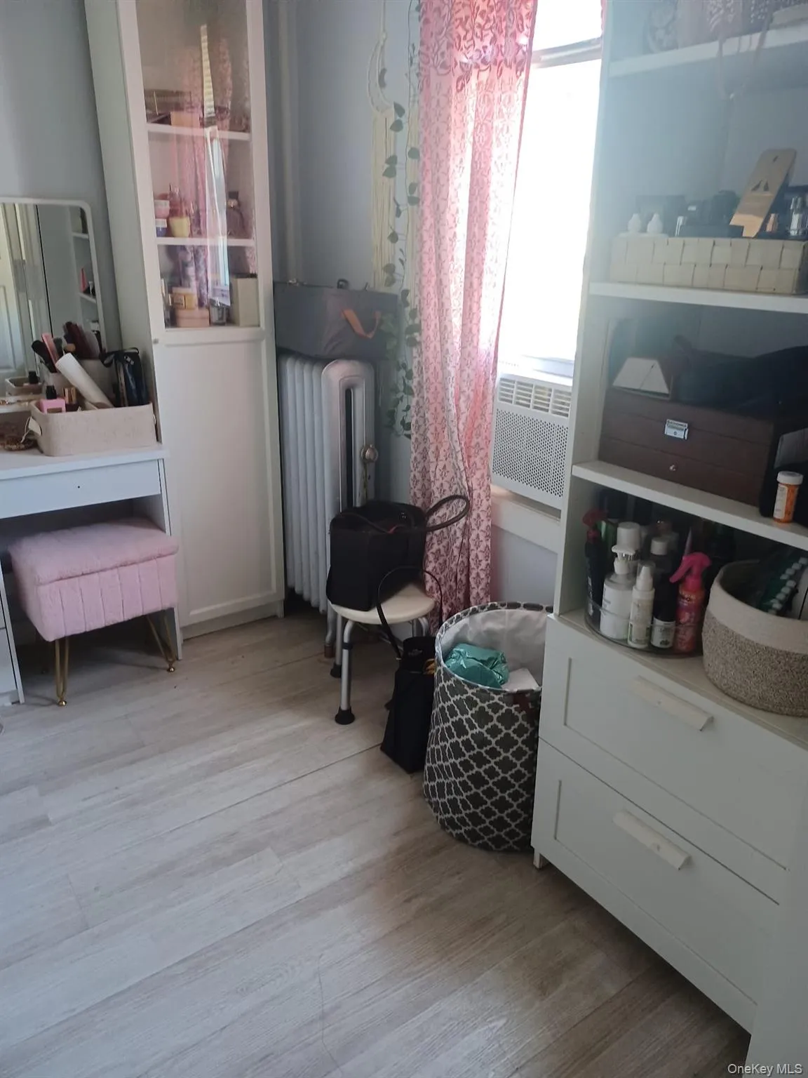 90-02 202nd Street, New York, NY, 3 Bedrooms Bedrooms, 10 Rooms Rooms,3 BathroomsBathrooms,Residential,For Rent,202nd,0,1027633 90-02 202nd Street, New York, NY, 3 Bedrooms Bedrooms, 10 Rooms Rooms,3 BathroomsBathrooms,Residential,For Rent,202nd,0,1027633