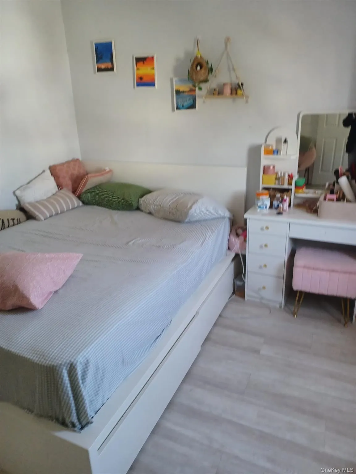 90-02 202nd Street, New York, NY, 3 Bedrooms Bedrooms, 10 Rooms Rooms,3 BathroomsBathrooms,Residential,For Rent,202nd,0,1027633 90-02 202nd Street, New York, NY, 3 Bedrooms Bedrooms, 10 Rooms Rooms,3 BathroomsBathrooms,Residential,For Rent,202nd,0,1027633