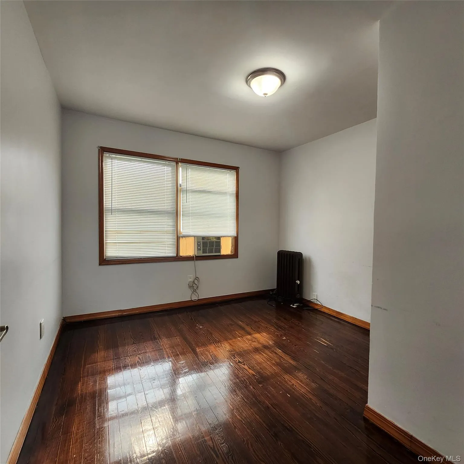 34 Parkside Drive, Oyster Bay, NY, 3 Bedrooms Bedrooms, 6 Rooms Rooms,2 BathroomsBathrooms,Residential Lease,For Rent,Parkside,0,1027638 34 Parkside Drive, Oyster Bay, NY, 3 Bedrooms Bedrooms, 6 Rooms Rooms,2 BathroomsBathrooms,Residential Lease,For Rent,Parkside,0,1027638
