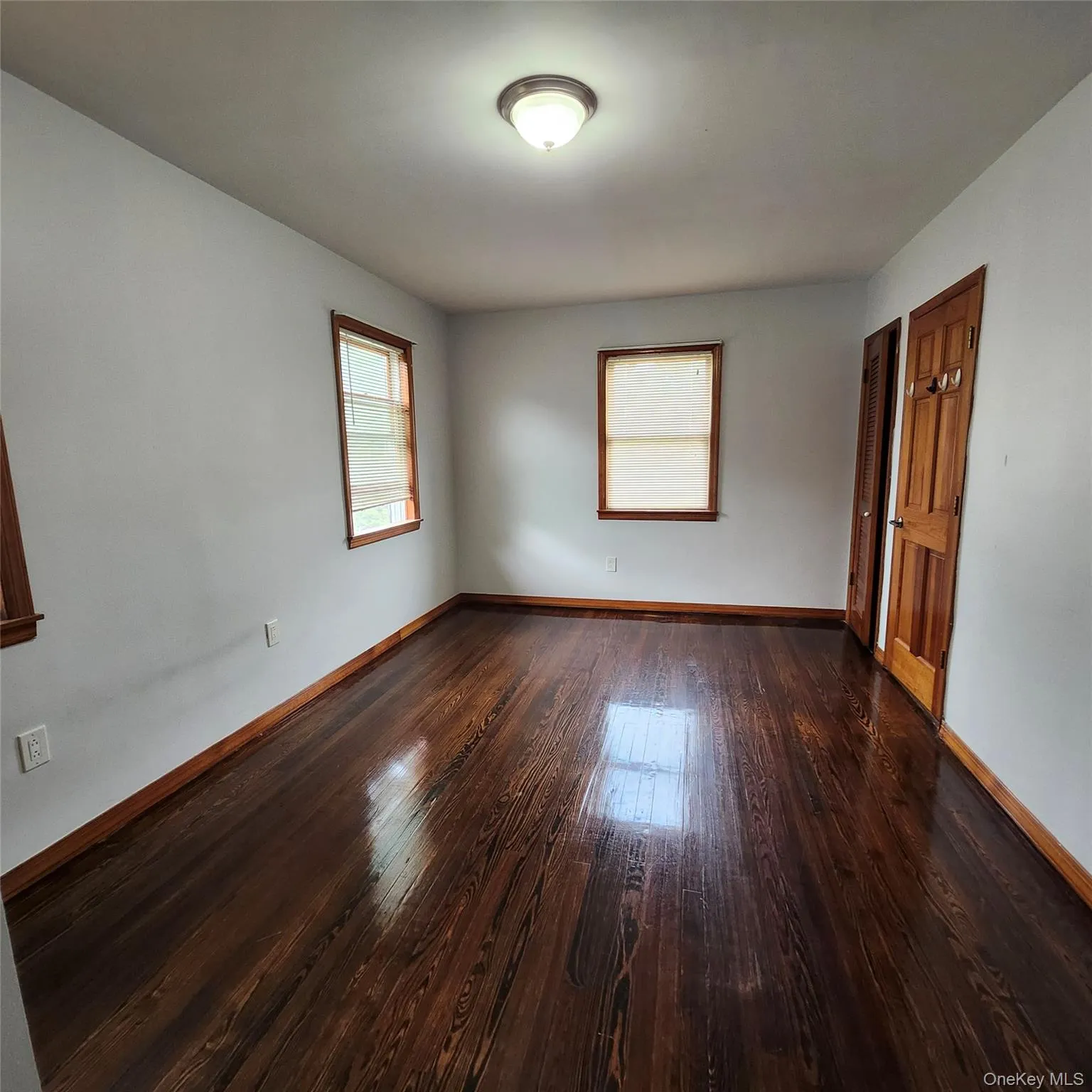 34 Parkside Drive, Oyster Bay, NY, 3 Bedrooms Bedrooms, 6 Rooms Rooms,2 BathroomsBathrooms,Residential Lease,For Rent,Parkside,0,1027638 34 Parkside Drive, Oyster Bay, NY, 3 Bedrooms Bedrooms, 6 Rooms Rooms,2 BathroomsBathrooms,Residential Lease,For Rent,Parkside,0,1027638