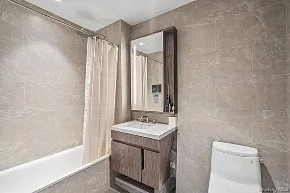 133-27 39th Avenue, New York, NY, 1 Bedroom Bedrooms, 3 Rooms Rooms,1 BathroomBathrooms,Residential,For Rent,39th,0,1027643 133-27 39th Avenue, New York, NY, 1 Bedroom Bedrooms, 3 Rooms Rooms,1 BathroomBathrooms,Residential,For Rent,39th,0,1027643
