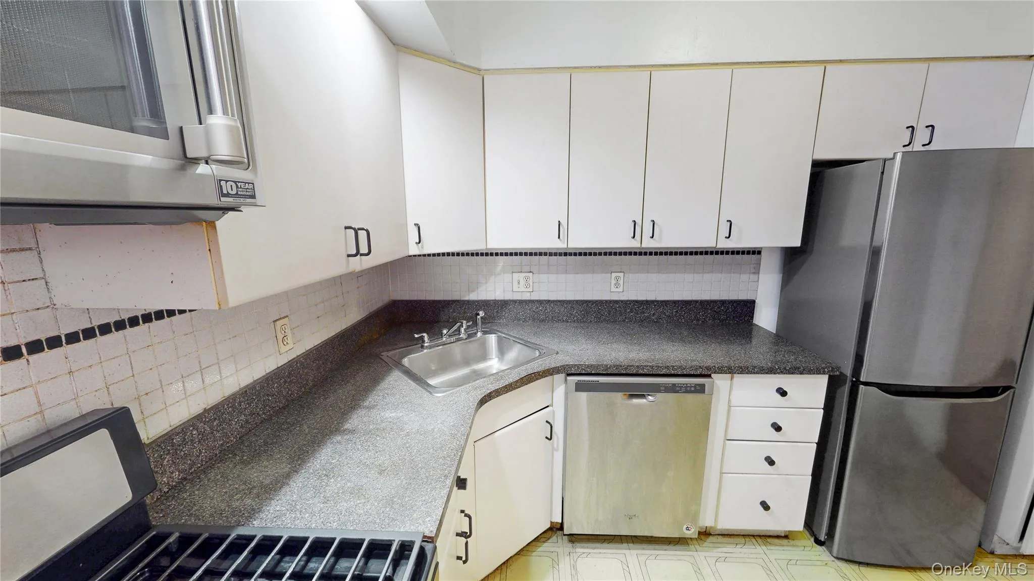 47-55 39th Place, New York, NY, 1 Bedroom Bedrooms, 4 Rooms Rooms,1 BathroomBathrooms,Residential,For Rent,39th,0,1027650 47-55 39th Place, New York, NY, 1 Bedroom Bedrooms, 4 Rooms Rooms,1 BathroomBathrooms,Residential,For Rent,39th,0,1027650