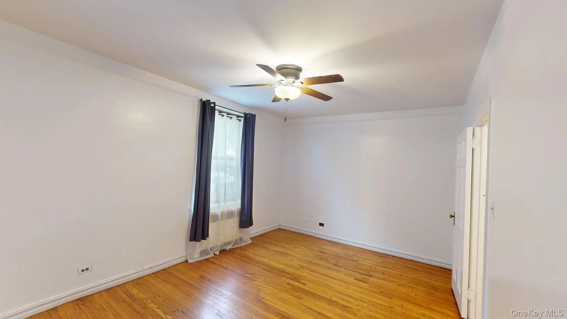47-55 39th Place, New York, NY, 1 Bedroom Bedrooms, 4 Rooms Rooms,1 BathroomBathrooms,Residential,For Rent,39th,0,1027650 47-55 39th Place, New York, NY, 1 Bedroom Bedrooms, 4 Rooms Rooms,1 BathroomBathrooms,Residential,For Rent,39th,0,1027650