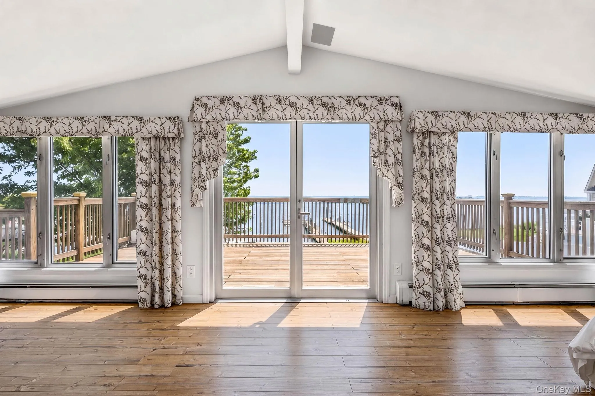 16 Brockmeyer Drive, Oyster Bay, NY, 4 Bedrooms Bedrooms, 8 Rooms Rooms,2 BathroomsBathrooms,Residential,For Rent,Brockmeyer,0,1027652 16 Brockmeyer Drive, Oyster Bay, NY, 4 Bedrooms Bedrooms, 8 Rooms Rooms,2 BathroomsBathrooms,Residential,For Rent,Brockmeyer,0,1027652