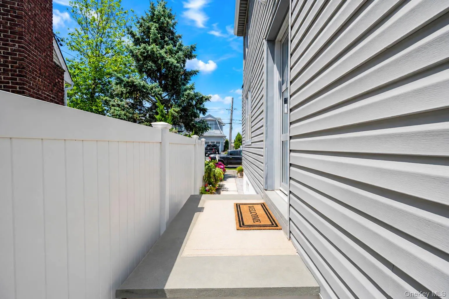 16 Brockmeyer Drive, Oyster Bay, NY, 4 Bedrooms Bedrooms, 8 Rooms Rooms,2 BathroomsBathrooms,Residential,For Rent,Brockmeyer,0,1027652 16 Brockmeyer Drive, Oyster Bay, NY, 4 Bedrooms Bedrooms, 8 Rooms Rooms,2 BathroomsBathrooms,Residential,For Rent,Brockmeyer,0,1027652