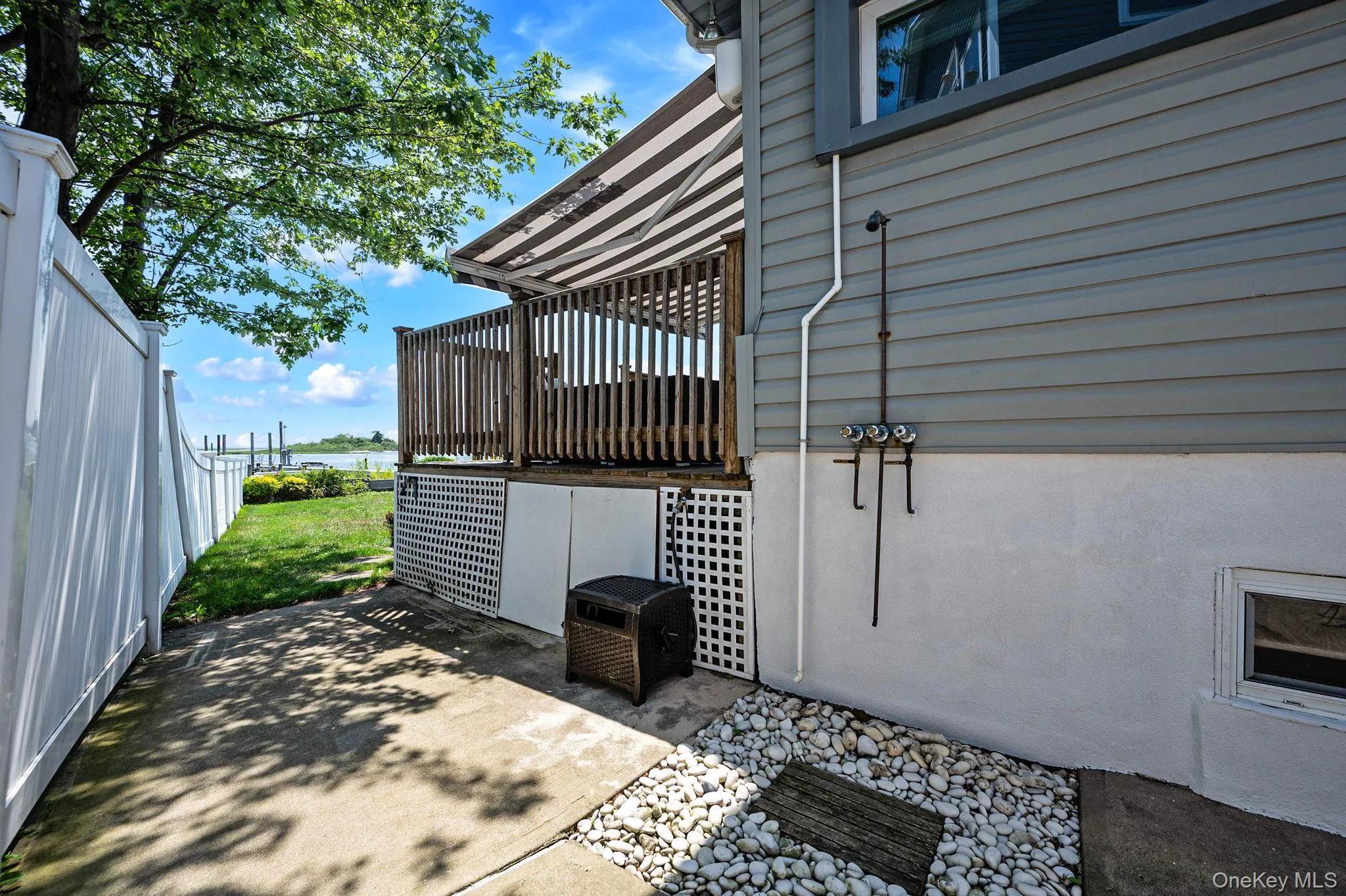 16 Brockmeyer Drive, Oyster Bay, NY, 4 Bedrooms Bedrooms, 8 Rooms Rooms,2 BathroomsBathrooms,Residential,For Rent,Brockmeyer,0,1027652 16 Brockmeyer Drive, Oyster Bay, NY, 4 Bedrooms Bedrooms, 8 Rooms Rooms,2 BathroomsBathrooms,Residential,For Rent,Brockmeyer,0,1027652