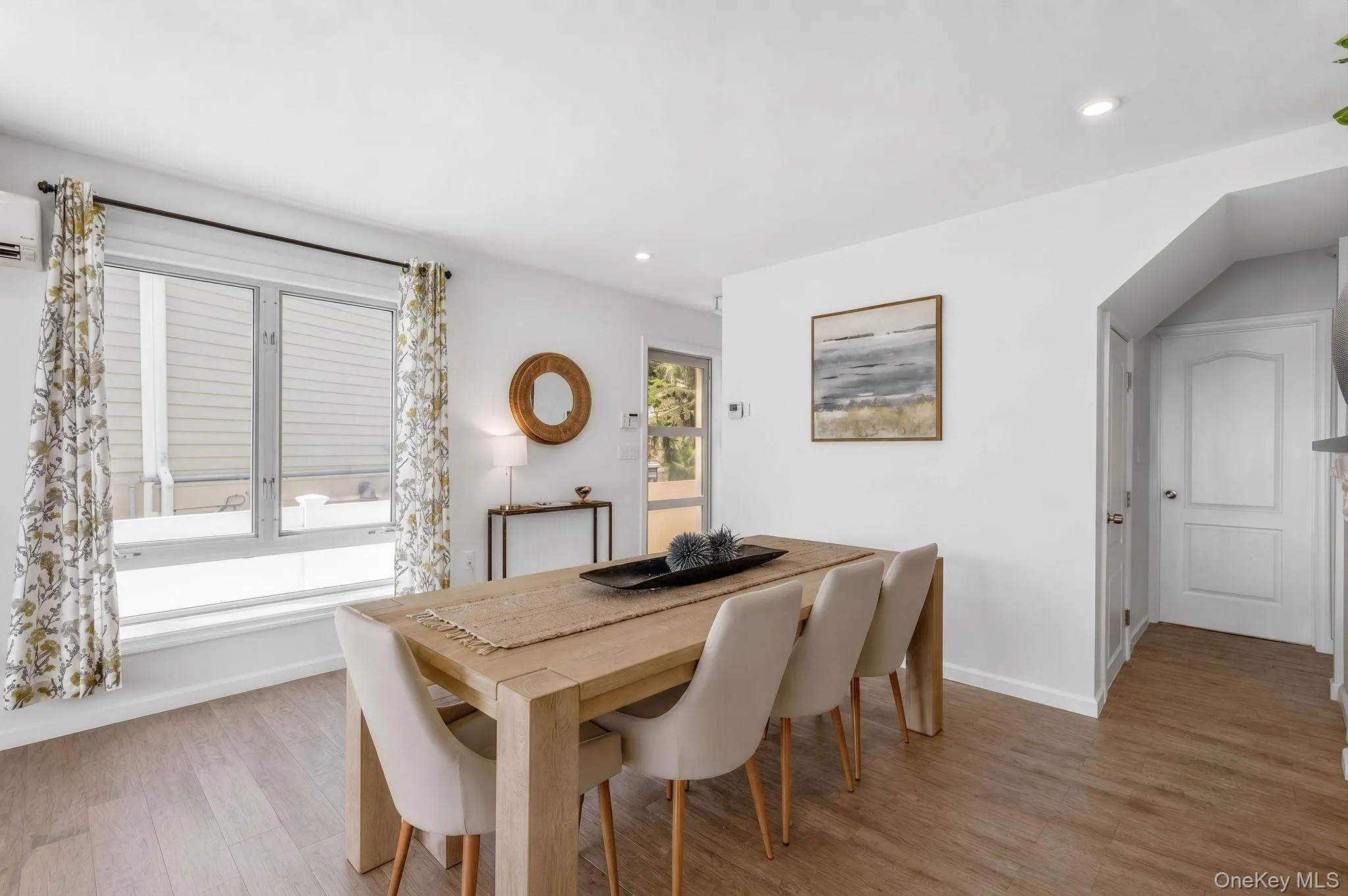 16 Brockmeyer Drive, Oyster Bay, NY, 4 Bedrooms Bedrooms, 8 Rooms Rooms,2 BathroomsBathrooms,Residential,For Rent,Brockmeyer,0,1027652 16 Brockmeyer Drive, Oyster Bay, NY, 4 Bedrooms Bedrooms, 8 Rooms Rooms,2 BathroomsBathrooms,Residential,For Rent,Brockmeyer,0,1027652