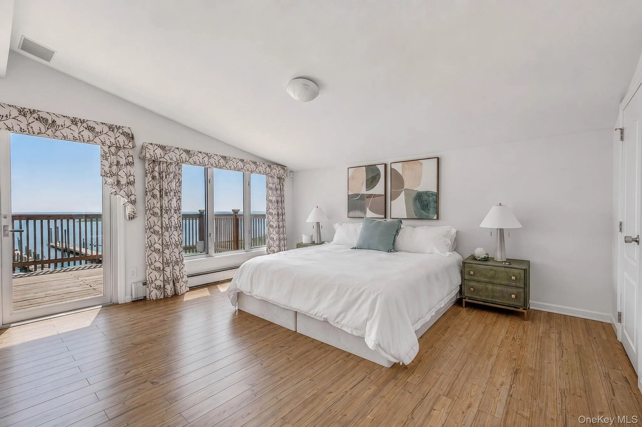 16 Brockmeyer Drive, Oyster Bay, NY, 4 Bedrooms Bedrooms, 8 Rooms Rooms,2 BathroomsBathrooms,Residential,For Rent,Brockmeyer,0,1027652 16 Brockmeyer Drive, Oyster Bay, NY, 4 Bedrooms Bedrooms, 8 Rooms Rooms,2 BathroomsBathrooms,Residential,For Rent,Brockmeyer,0,1027652